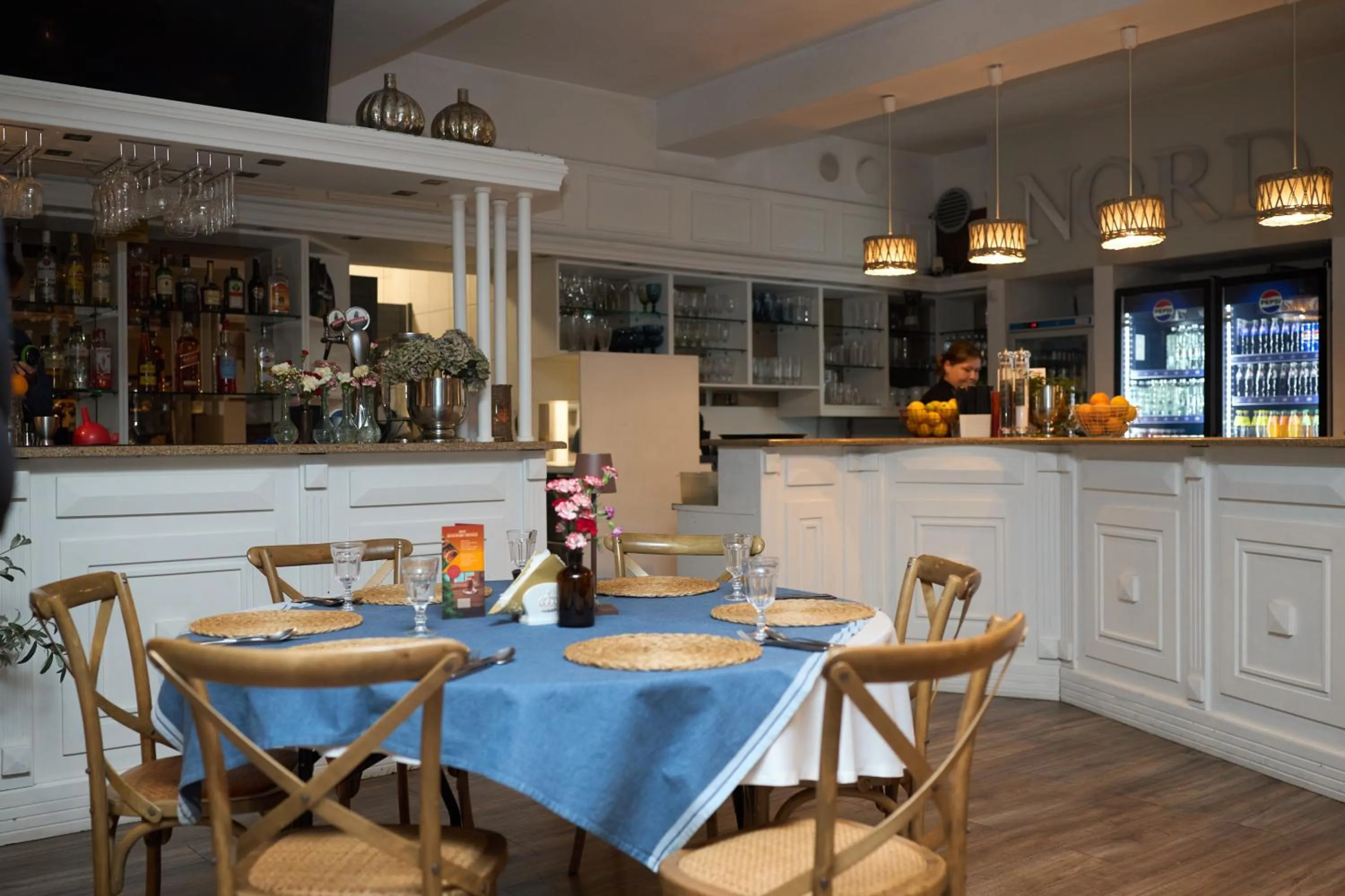 Restaurant/places to eat in Hotel NORD