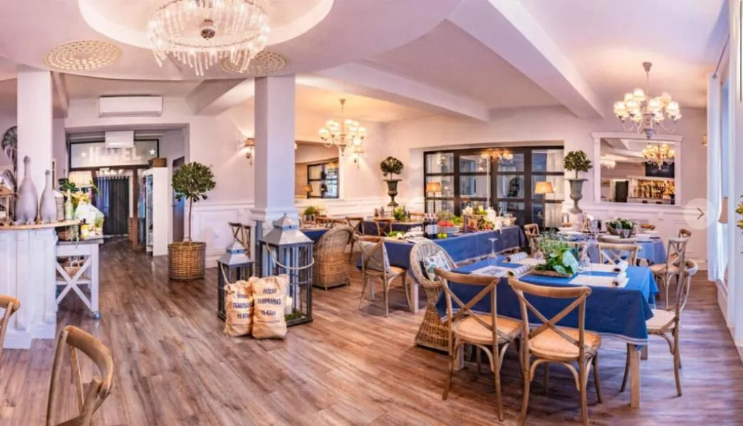 Restaurant/places to eat in Hotel NORD