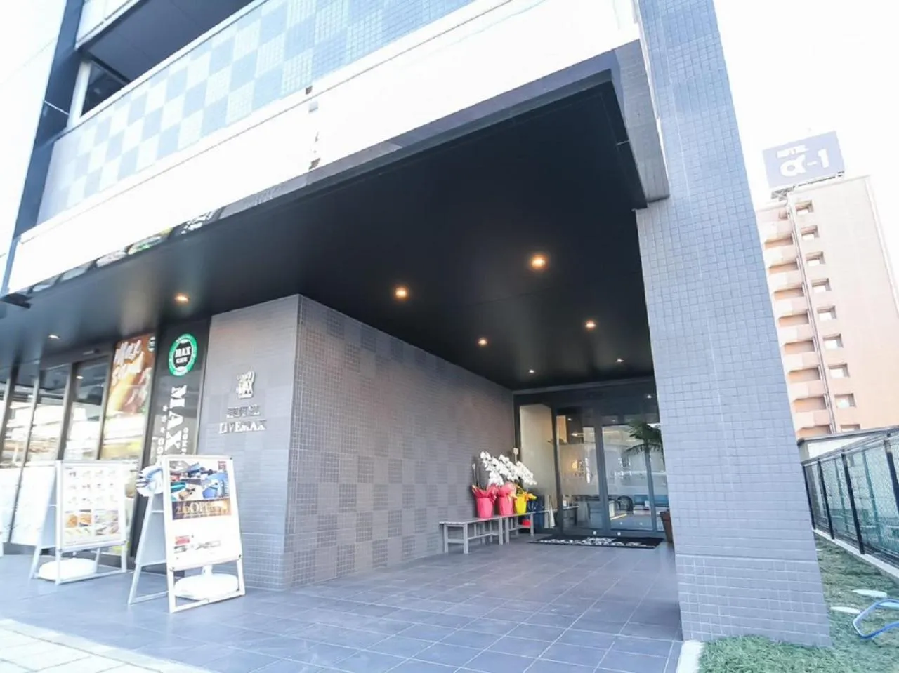 Property building in HOTEL LiVEMAX Aichi Toyota Ekimae