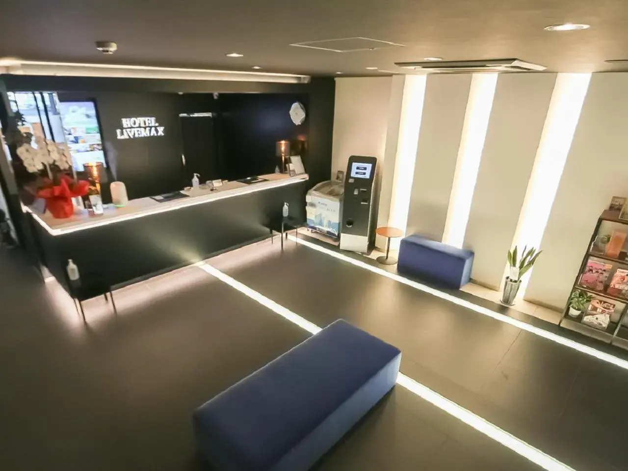 Lobby or reception in HOTEL LiVEMAX Aichi Toyota Ekimae Lobby or reception in HOTEL LiVEMAX Aichi Toyota Ekimae