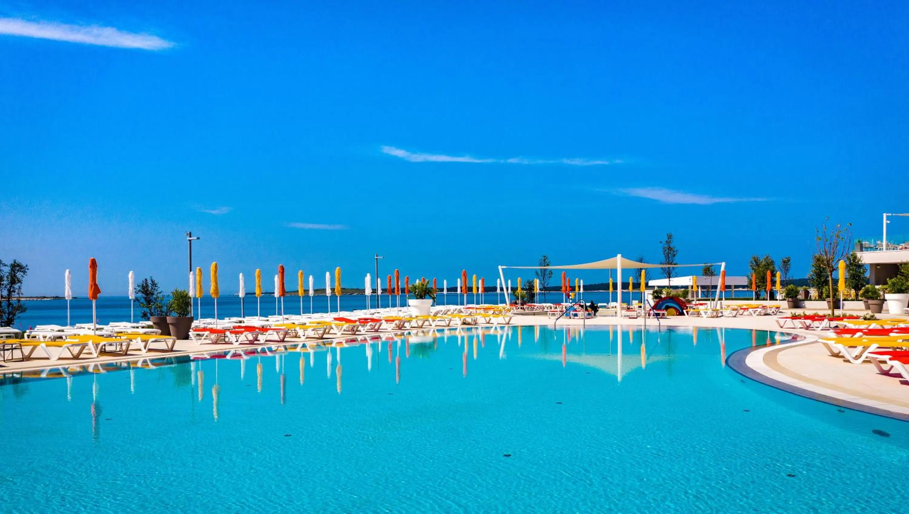 Swimming pool in Arena Grand Kazela Camping Homes