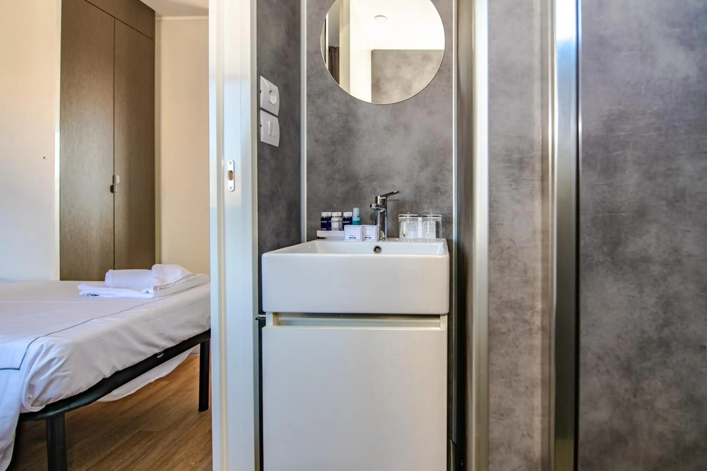 Bathroom, Bed in Arena Grand Kazela Camping Homes Bathroom, Bed in Arena Grand Kazela Camping Homes