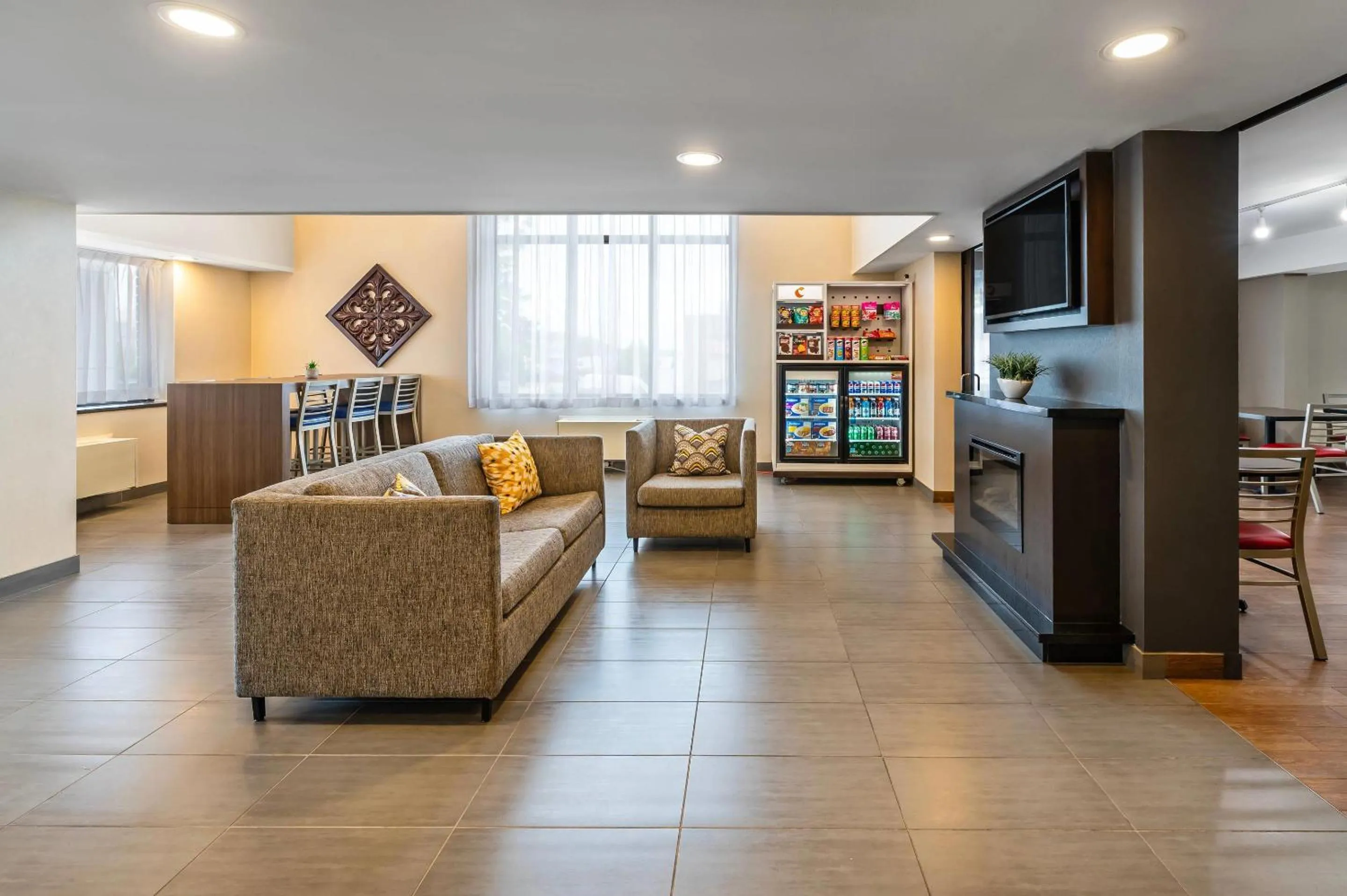 Lobby or reception in Comfort Inn East