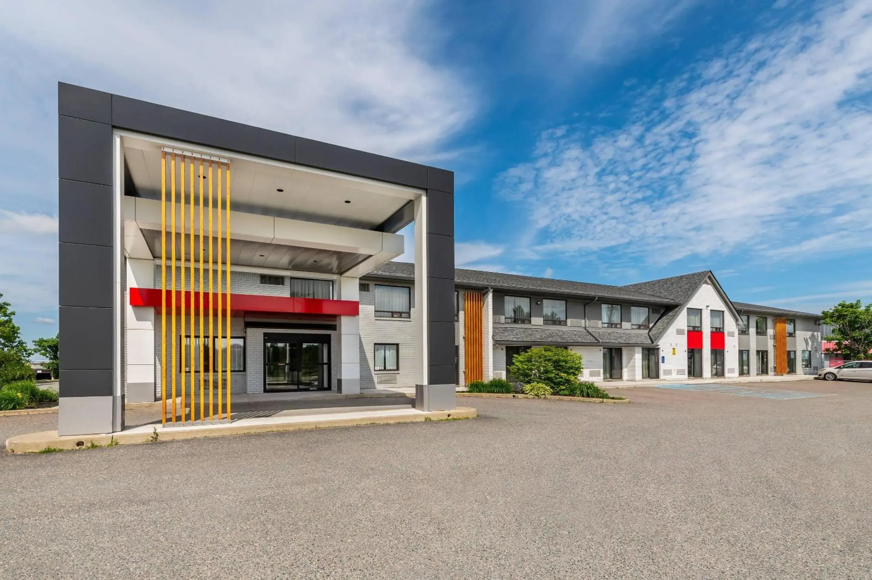 Property building in Comfort Inn East Property building in Comfort Inn East