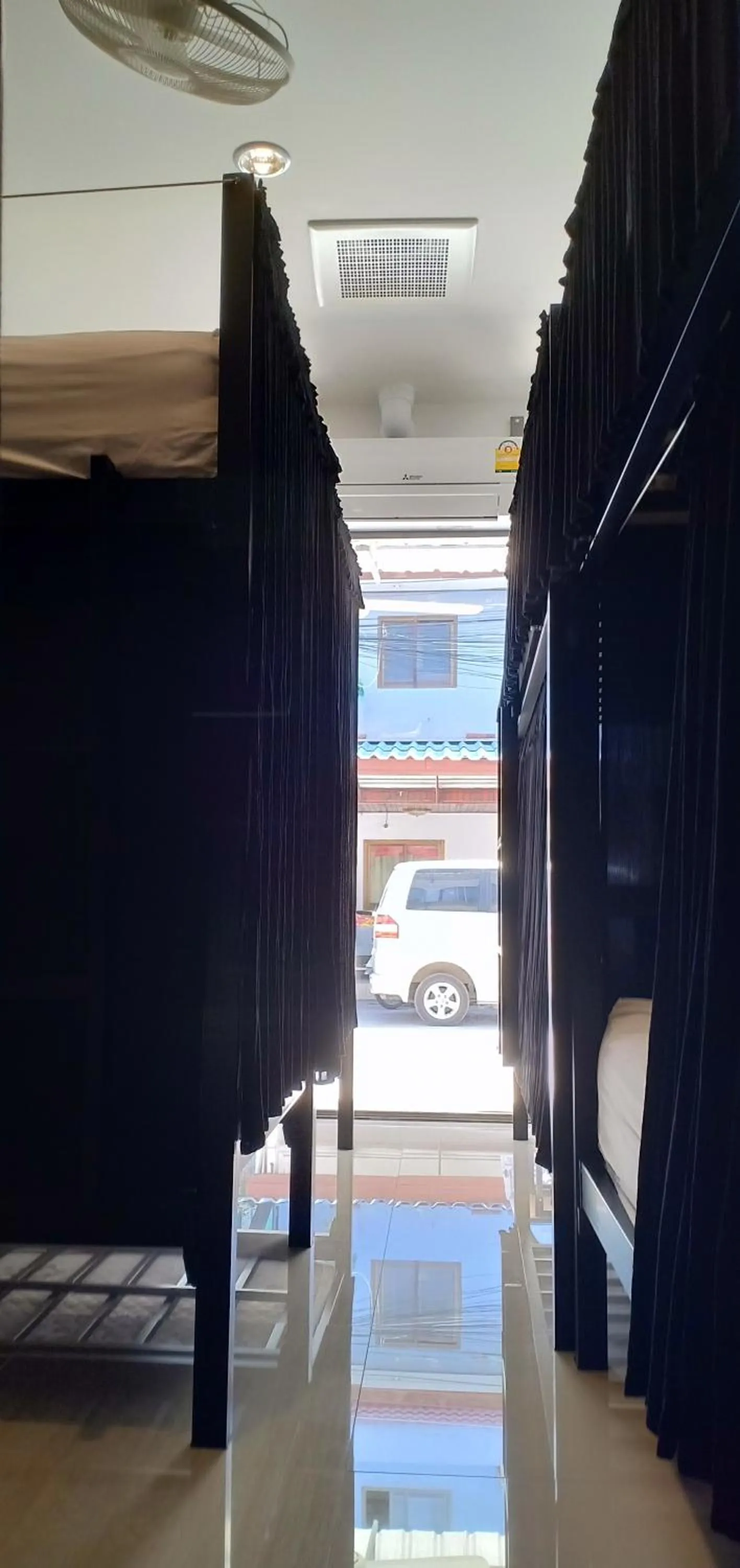 Chaweng best hotel and hostel samui