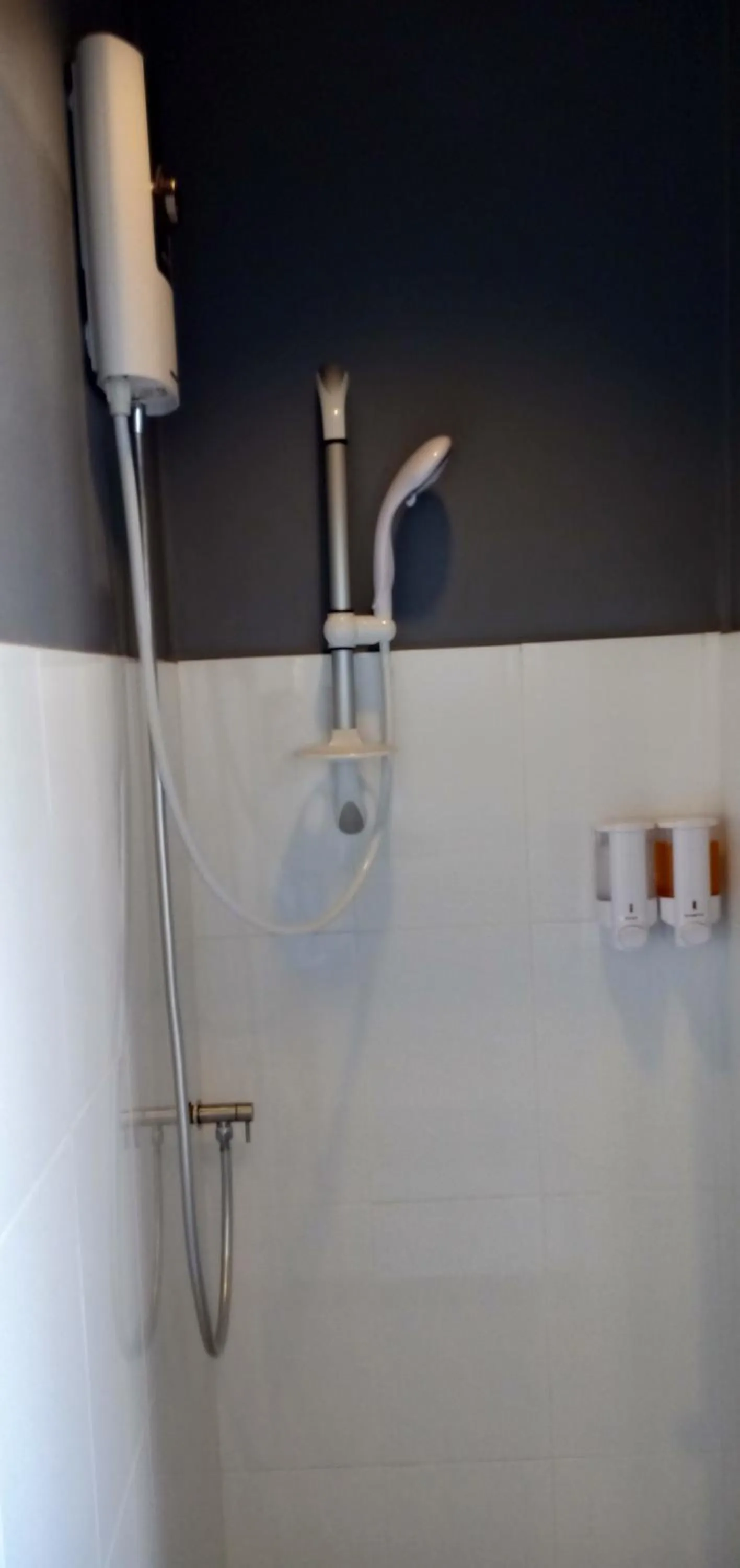 Chaweng best hotel and hostel samui