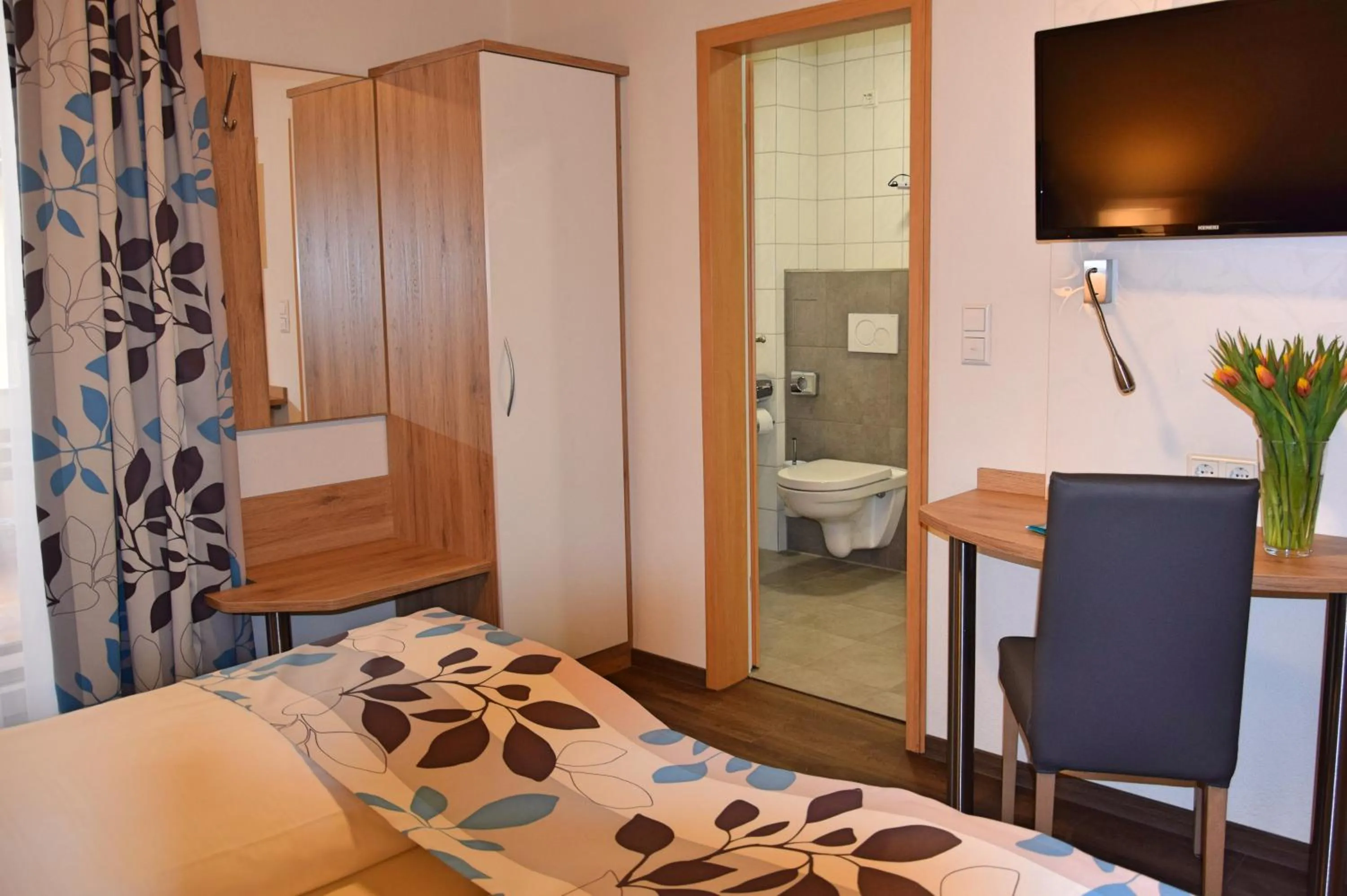 Bed in Cafe-Hotel Altreuter