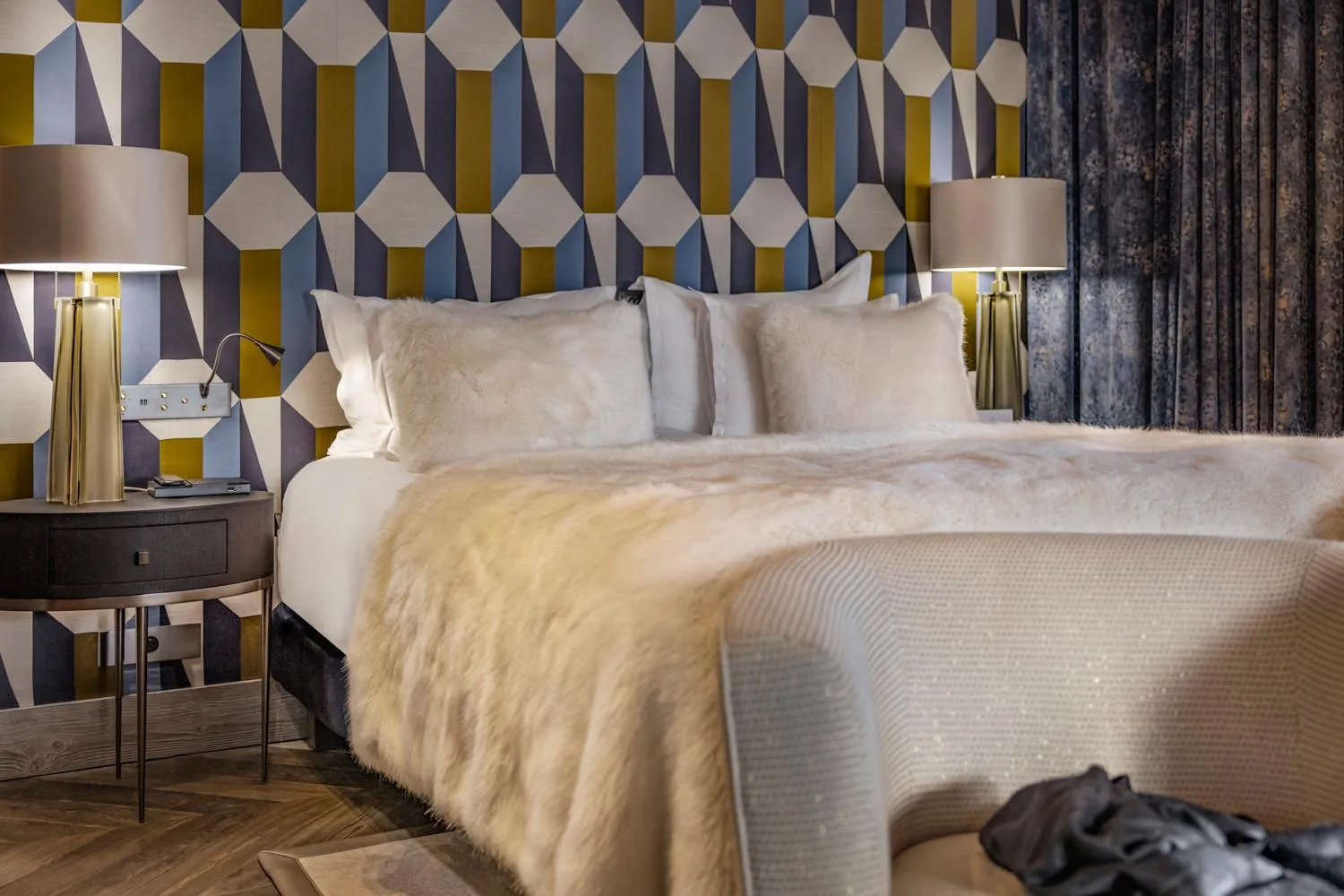 Photo of the whole room, Bed in Armancette - The Leading Hotels of the World