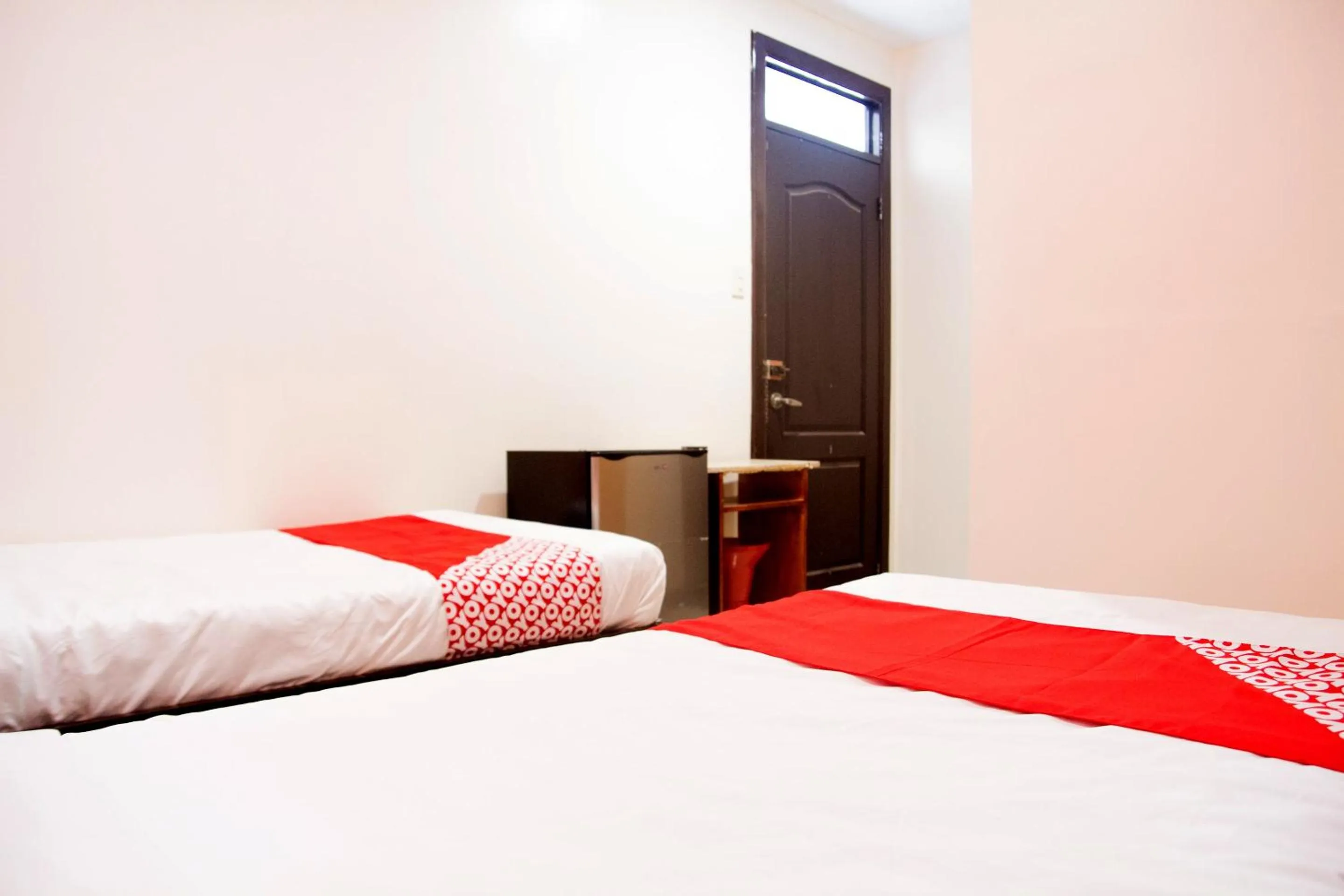 Bedroom in OYO 153 Espacio de Clarita Hometel