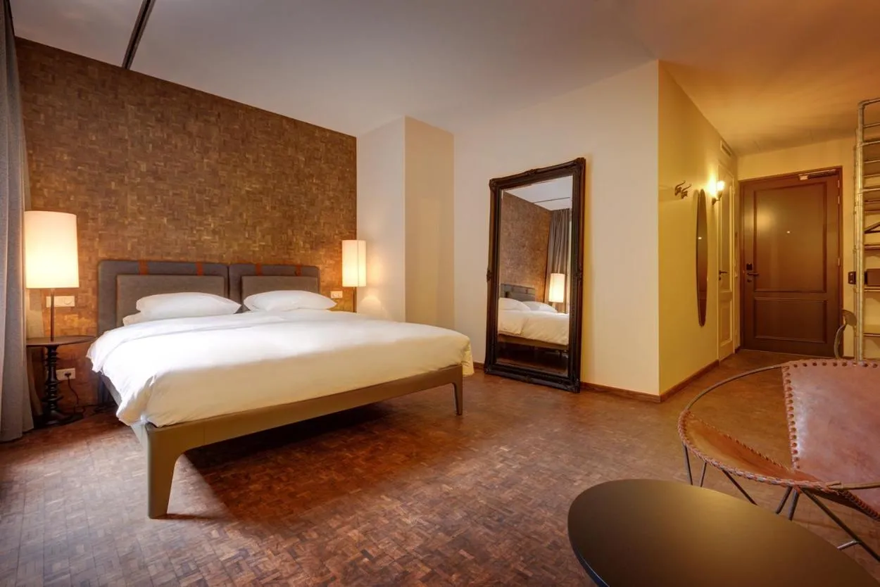 Bed in Hotel V Nesplein