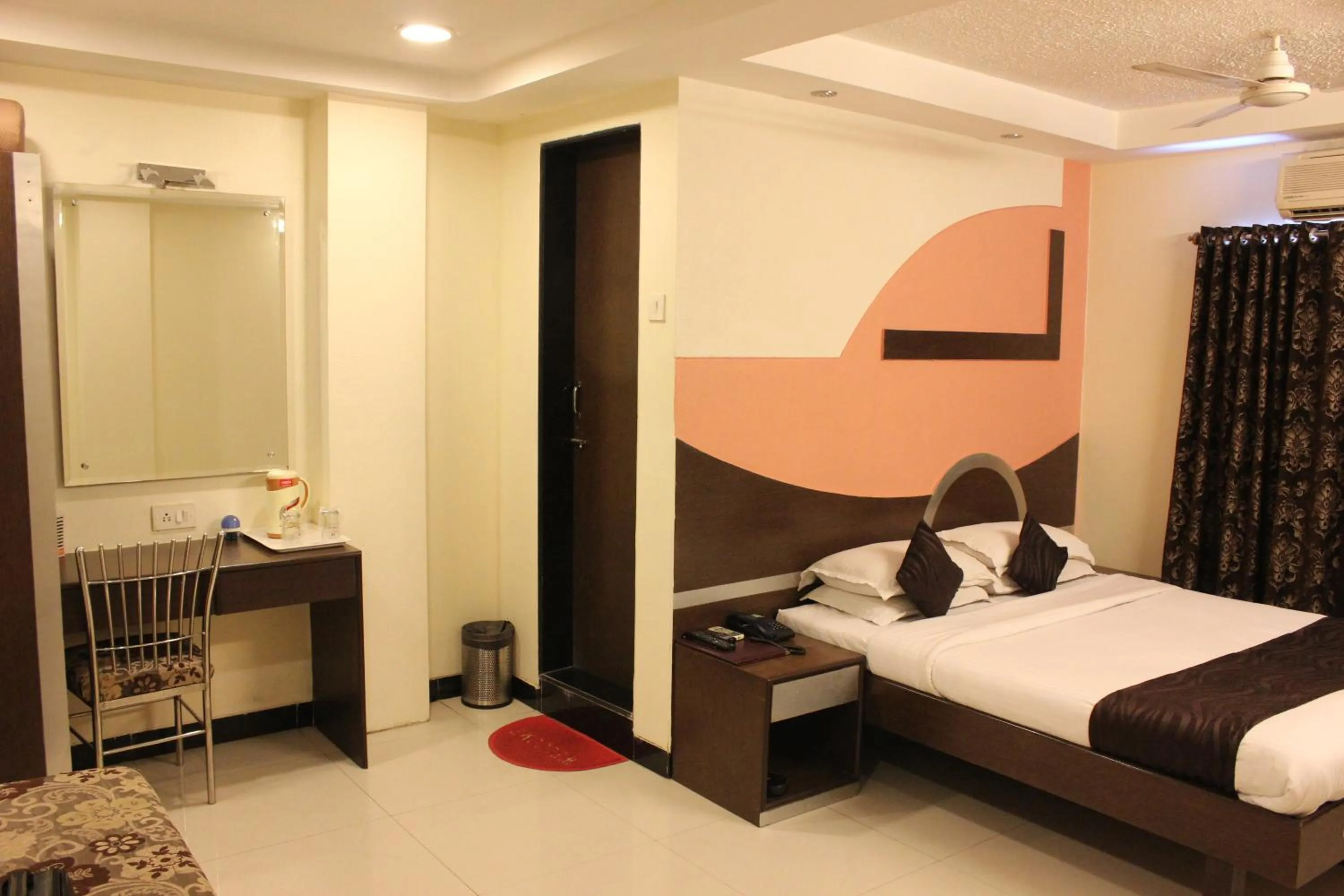 Photo of the whole room, Bed in Hotel Fortune