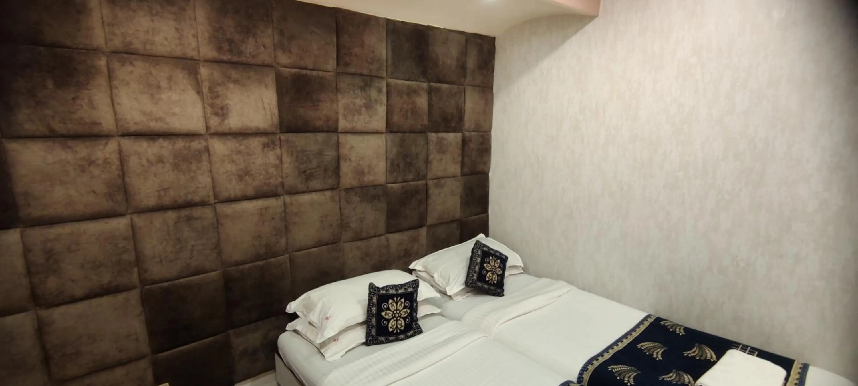 Bed in Hotel Fortune