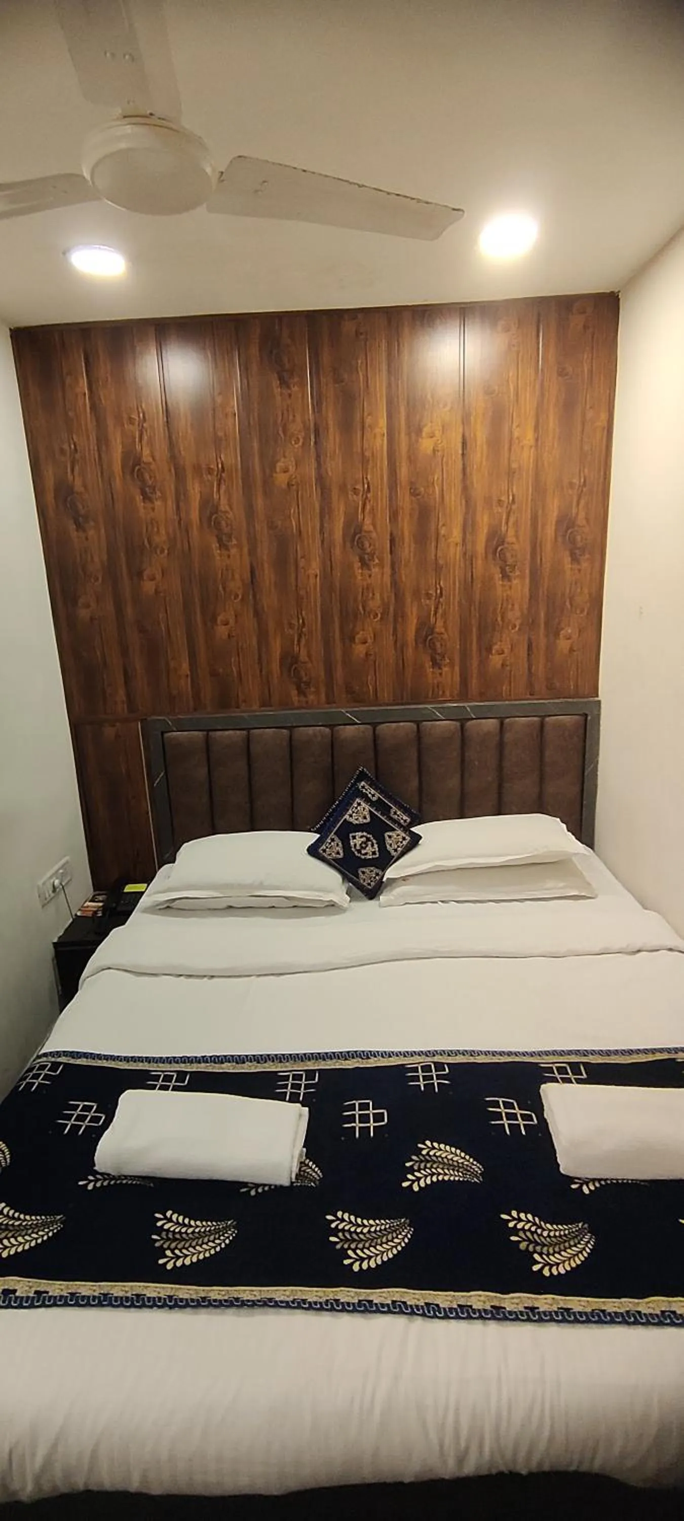 Bed in Hotel Fortune