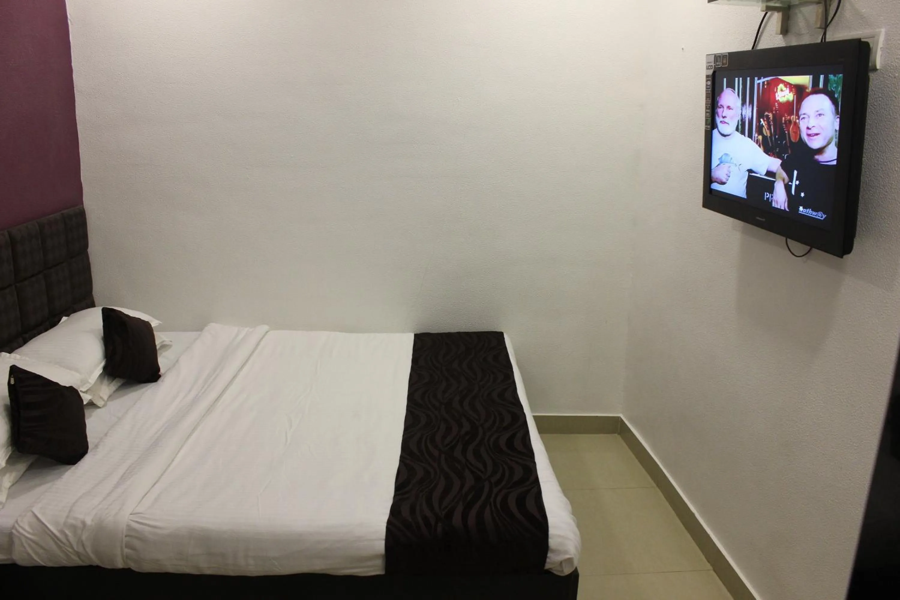 Bed in Hotel Fortune