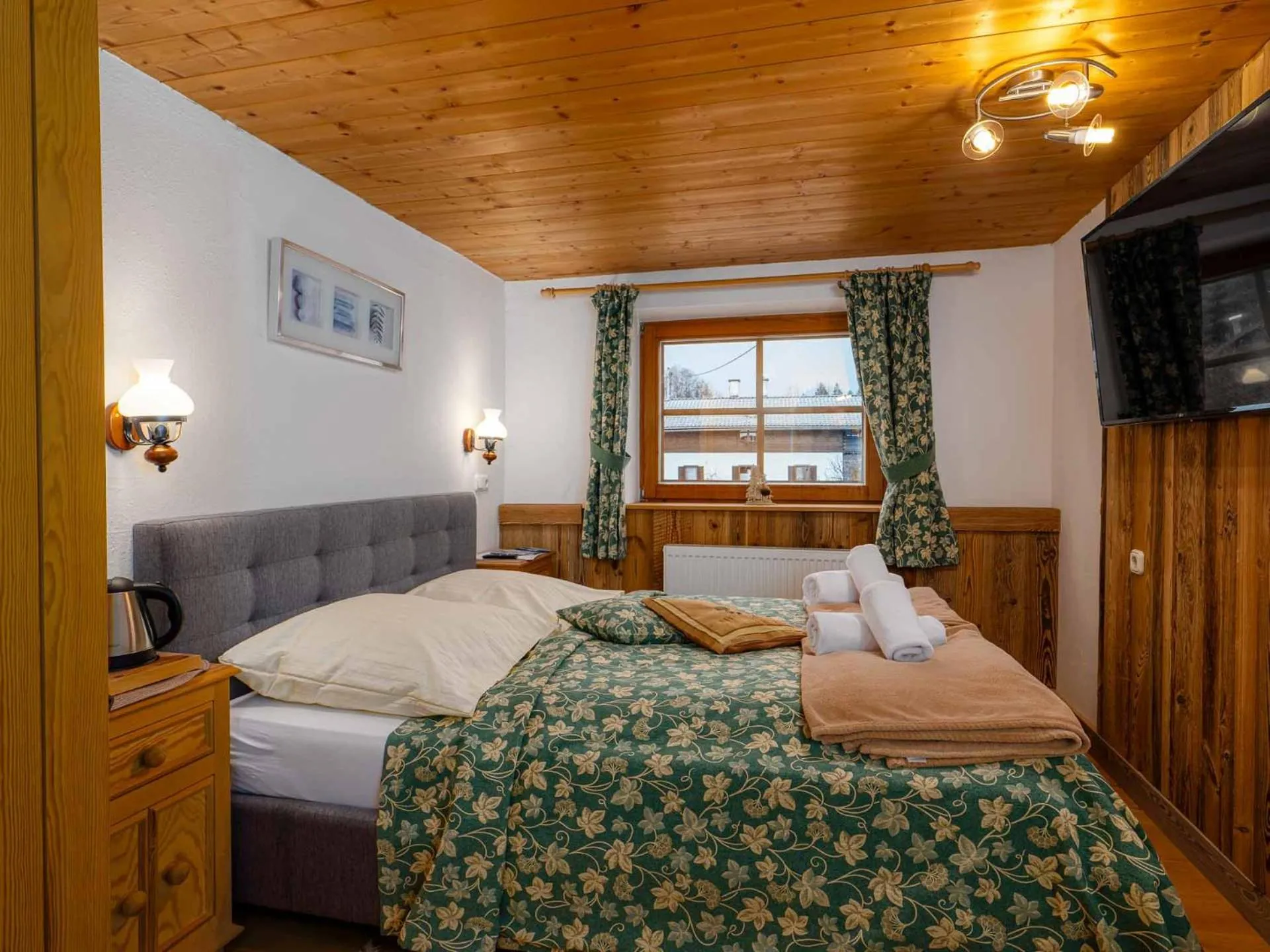 Bed in Gasthaus Auwirt
