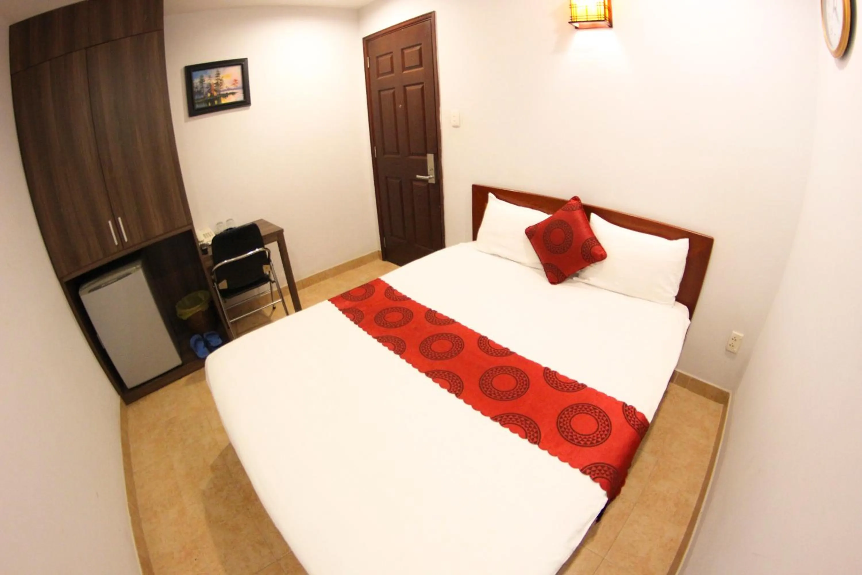 Bedroom in Sao Nam Hotel - Bui Vien Walking Street