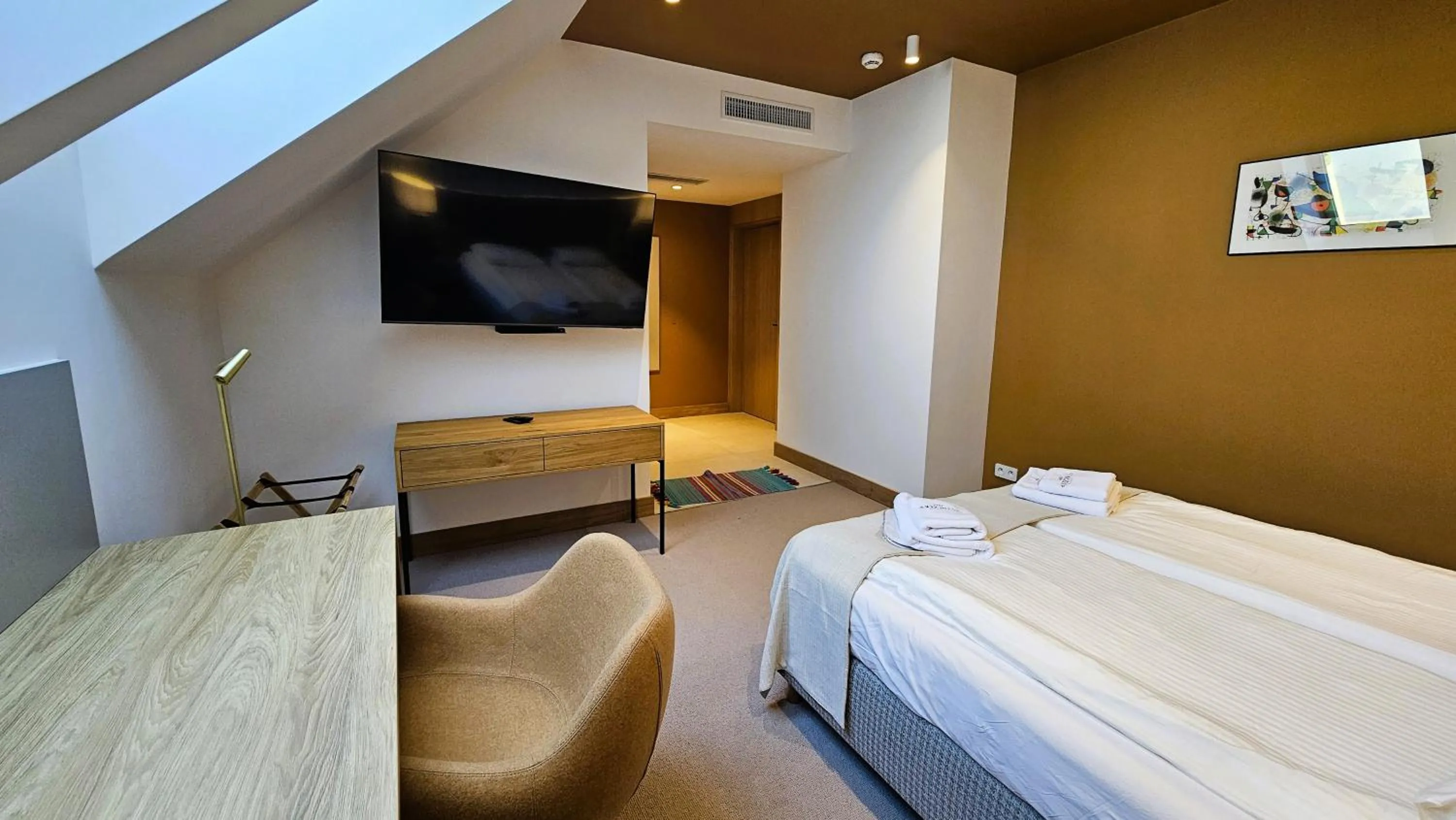 Communal lounge/ TV room, Bed in Stoczek 1929