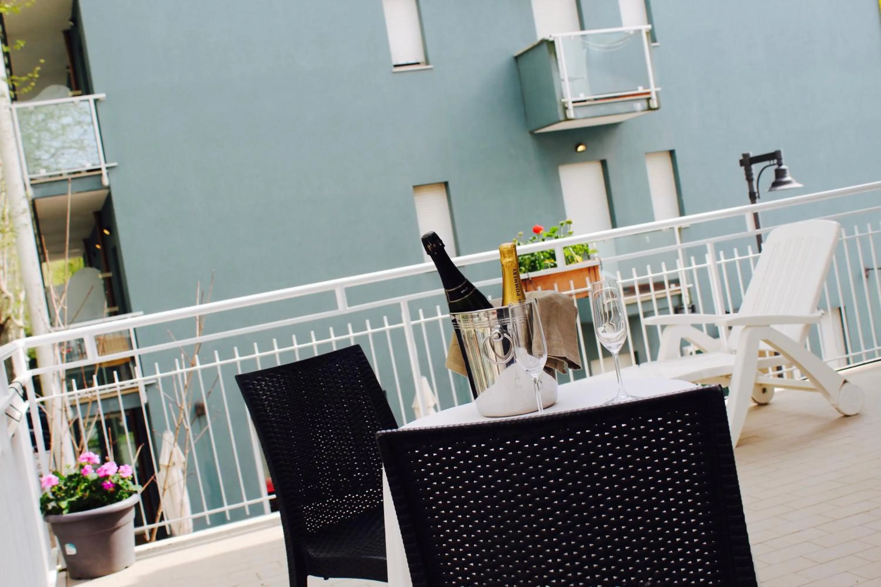Balcony/Terrace in Blue Hotel