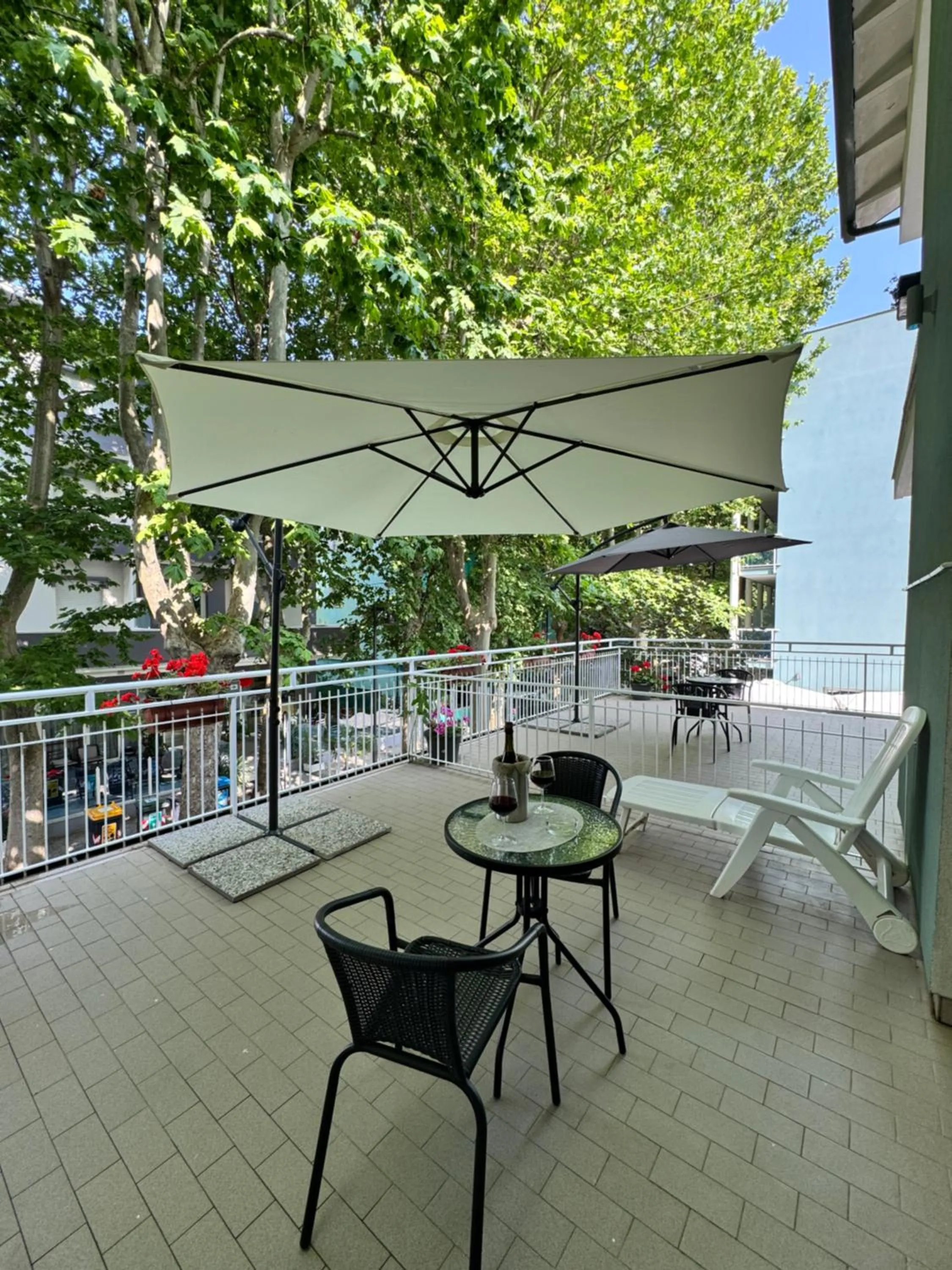 Balcony/Terrace in Blue Hotel