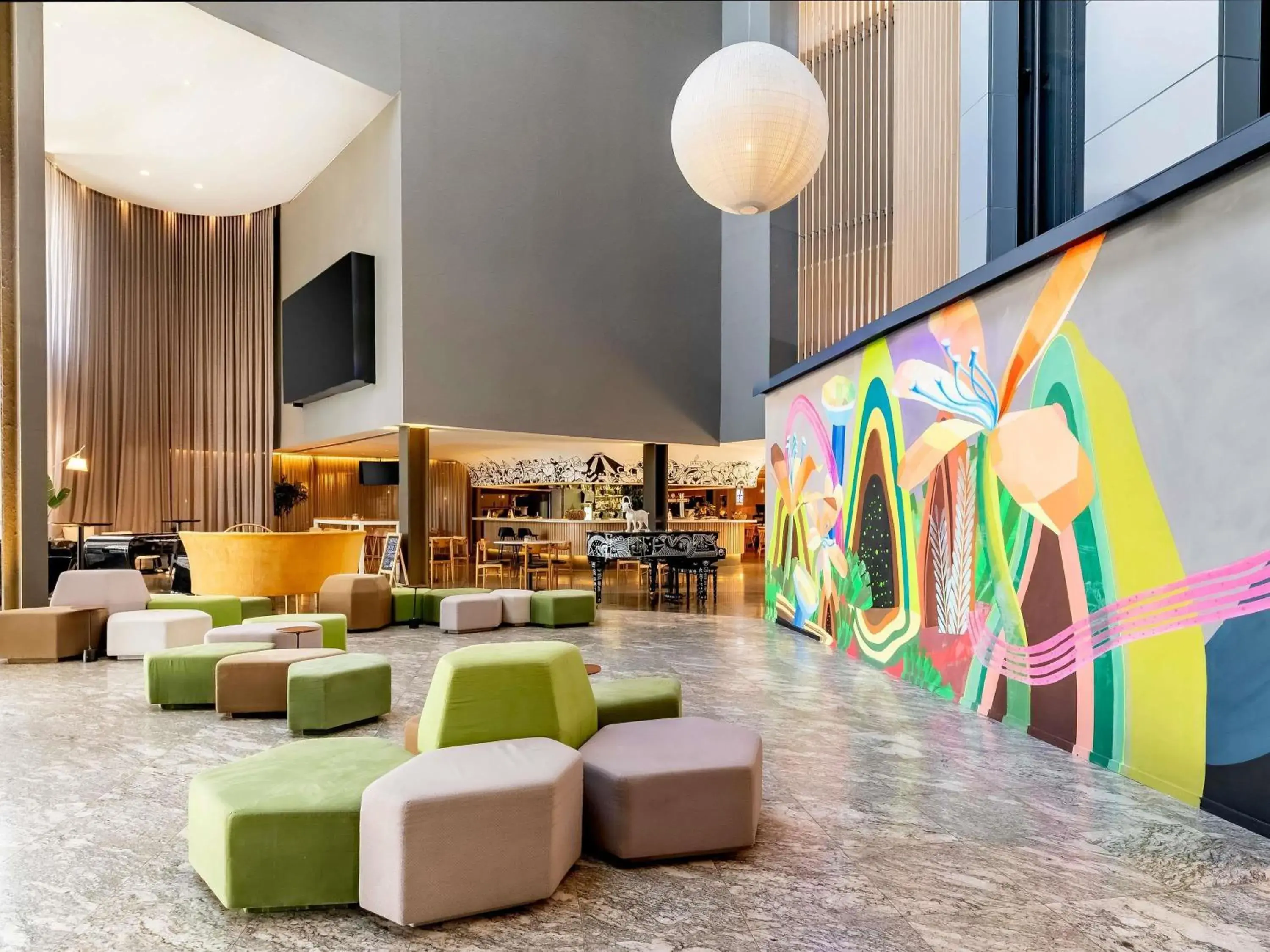 Living room in Pullman Sao Paulo Guarulhos Airport Living room in Pullman Sao Paulo Guarulhos Airport