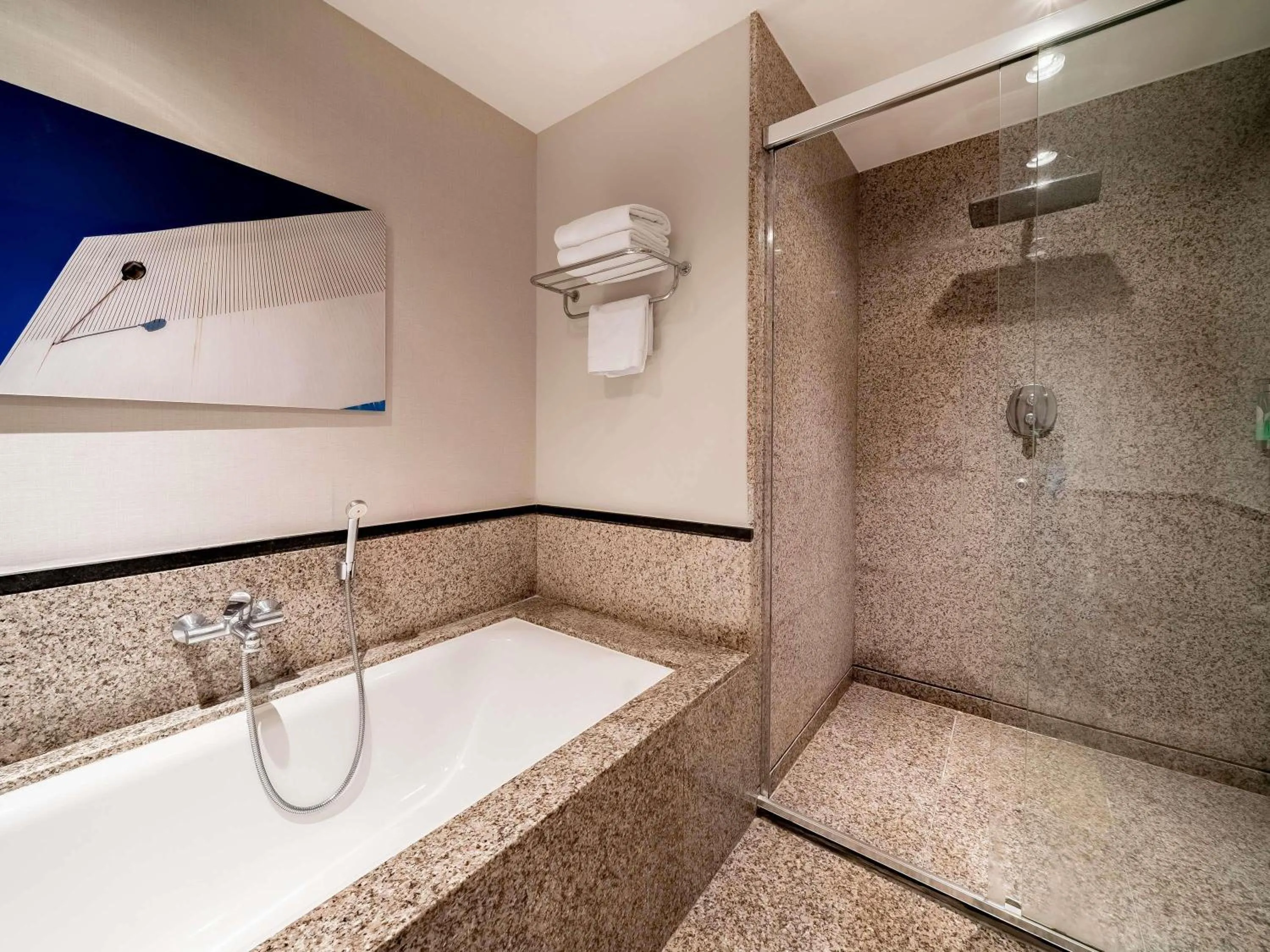 Bedroom in Pullman Sao Paulo Guarulhos Airport