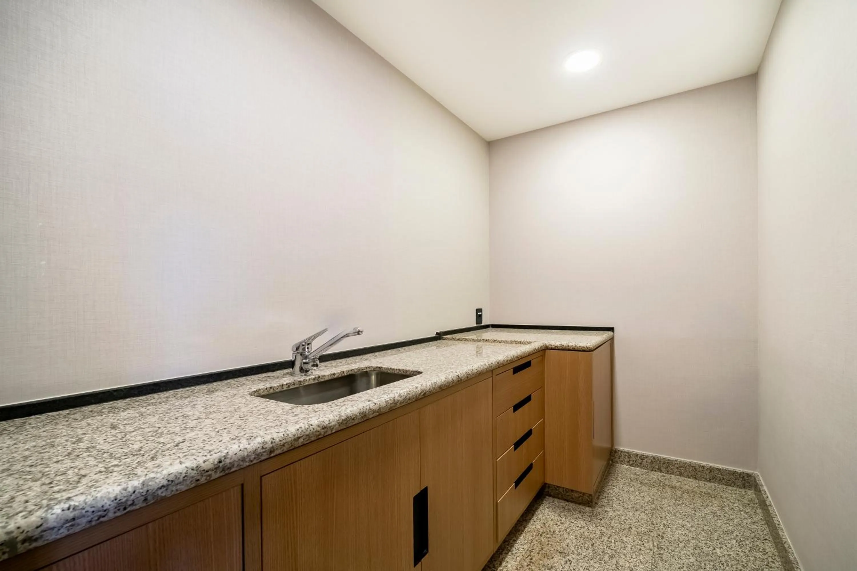 Dining area in Pullman Sao Paulo Guarulhos Airport