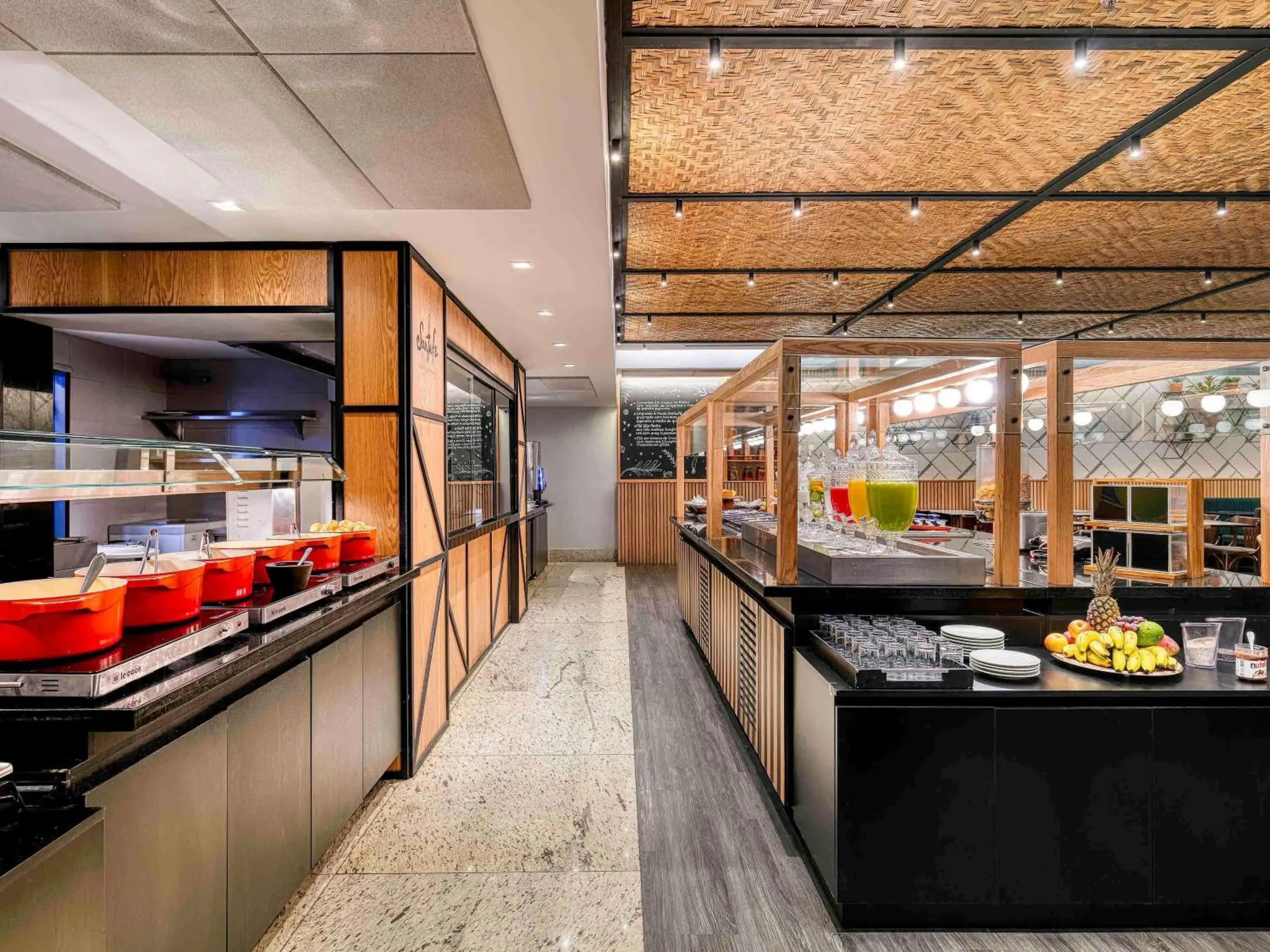 Breakfast in Caesar Business Belo Horizonte Belvedere Breakfast in Caesar Business Belo Horizonte Belvedere