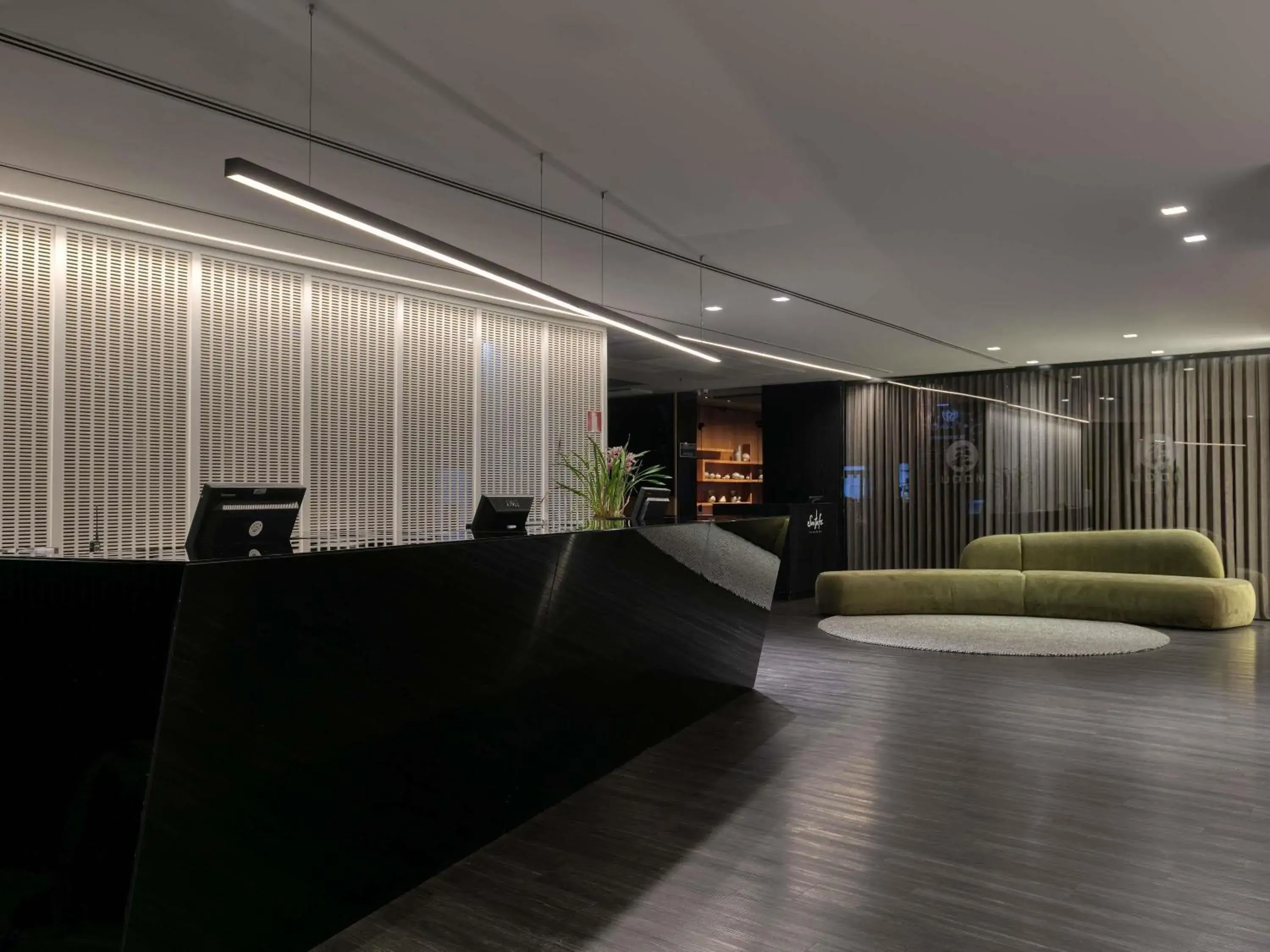 Property building in Caesar Business Belo Horizonte Belvedere Property building in Caesar Business Belo Horizonte Belvedere