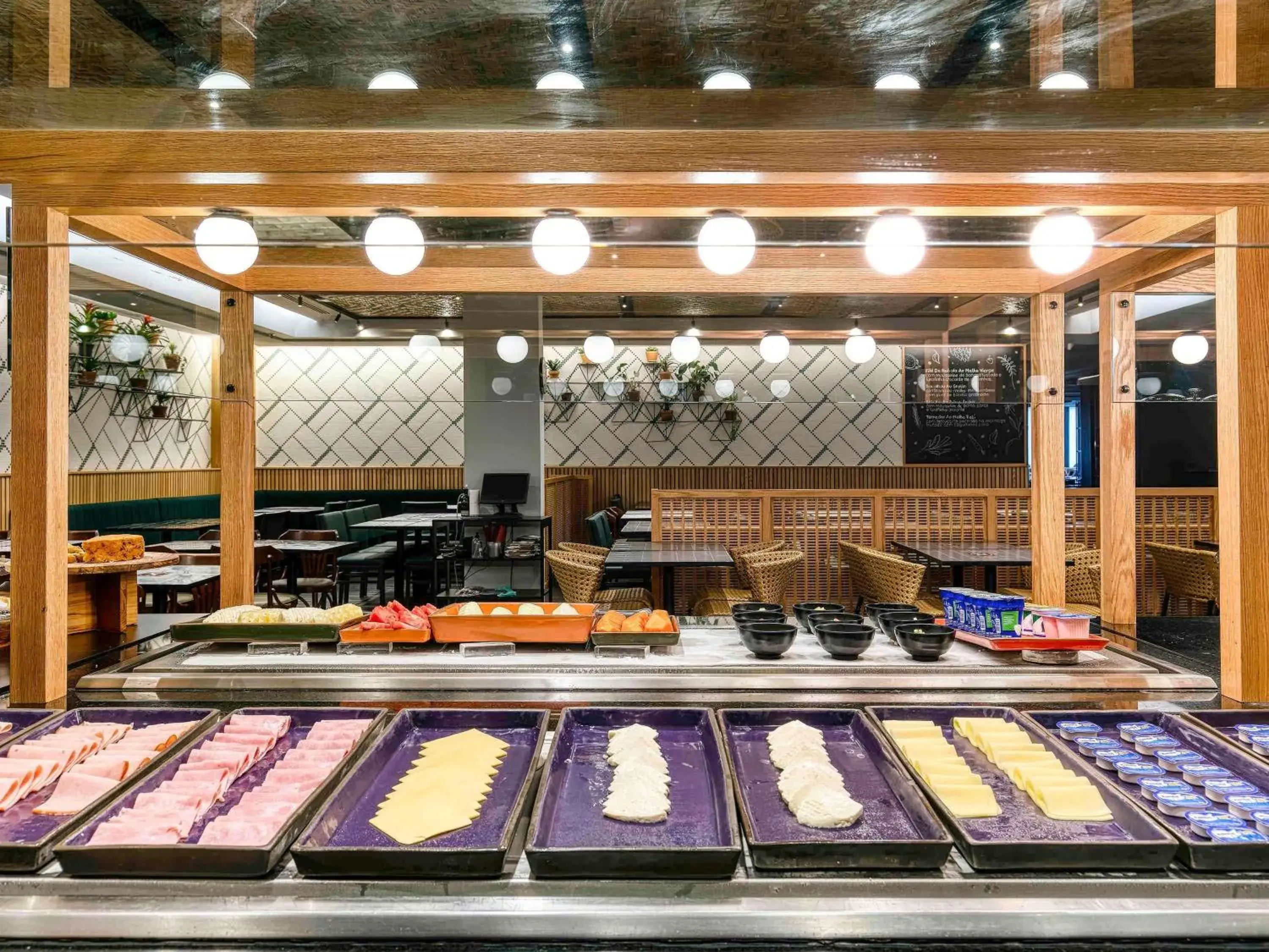 Breakfast in Caesar Business Belo Horizonte Belvedere Breakfast in Caesar Business Belo Horizonte Belvedere