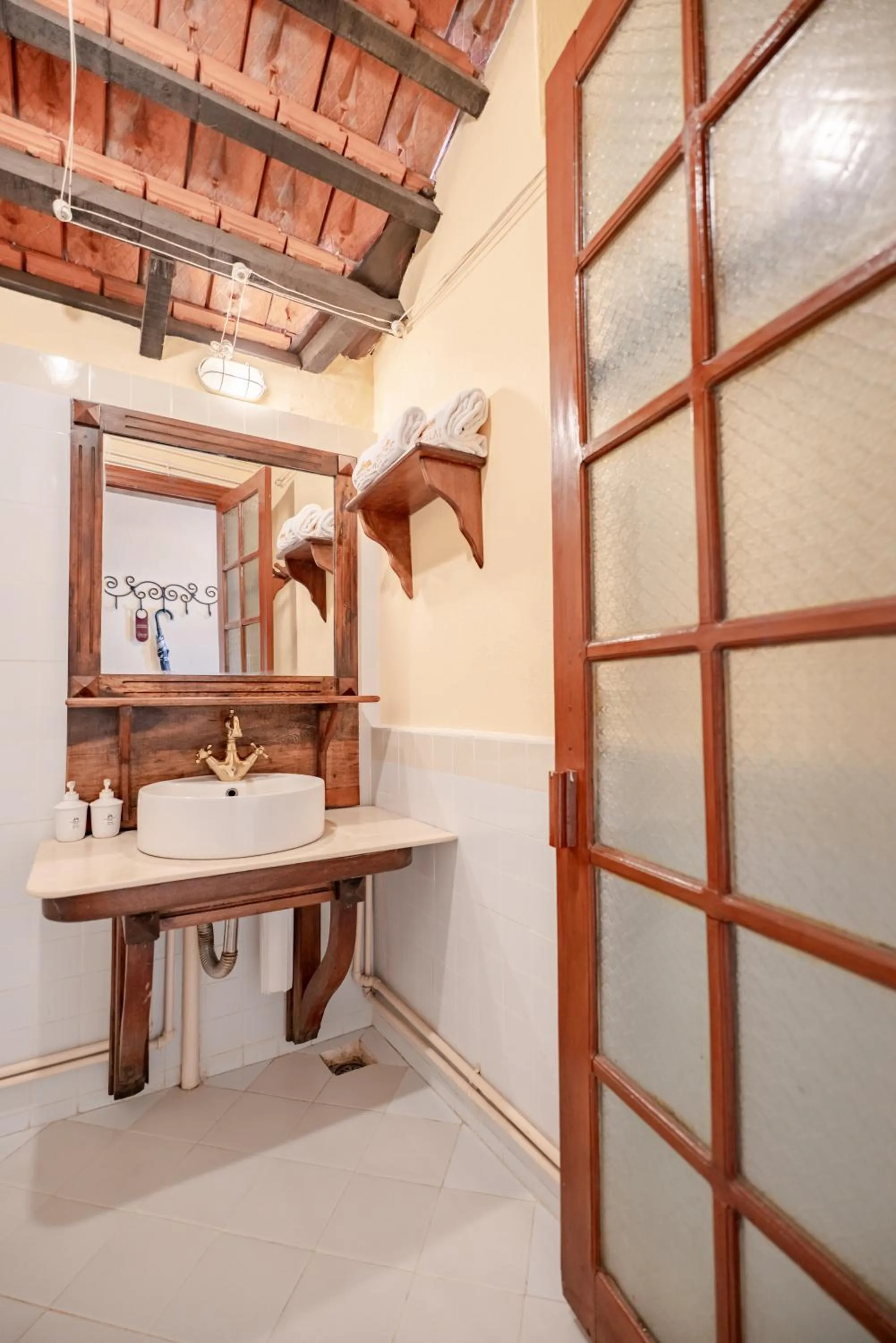 Bathroom in Saphir Dalat Hotel