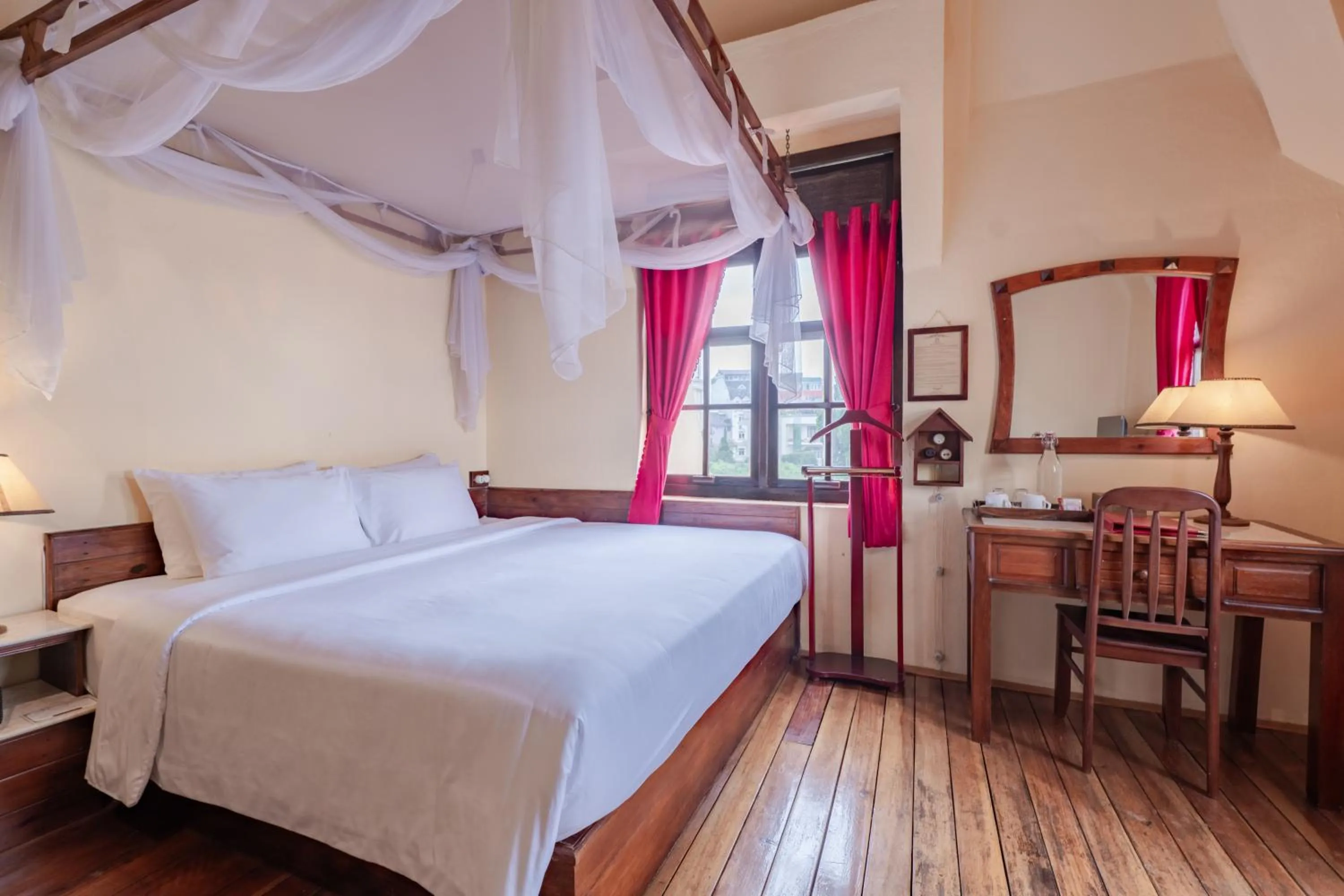 Bed in Saphir Dalat Hotel