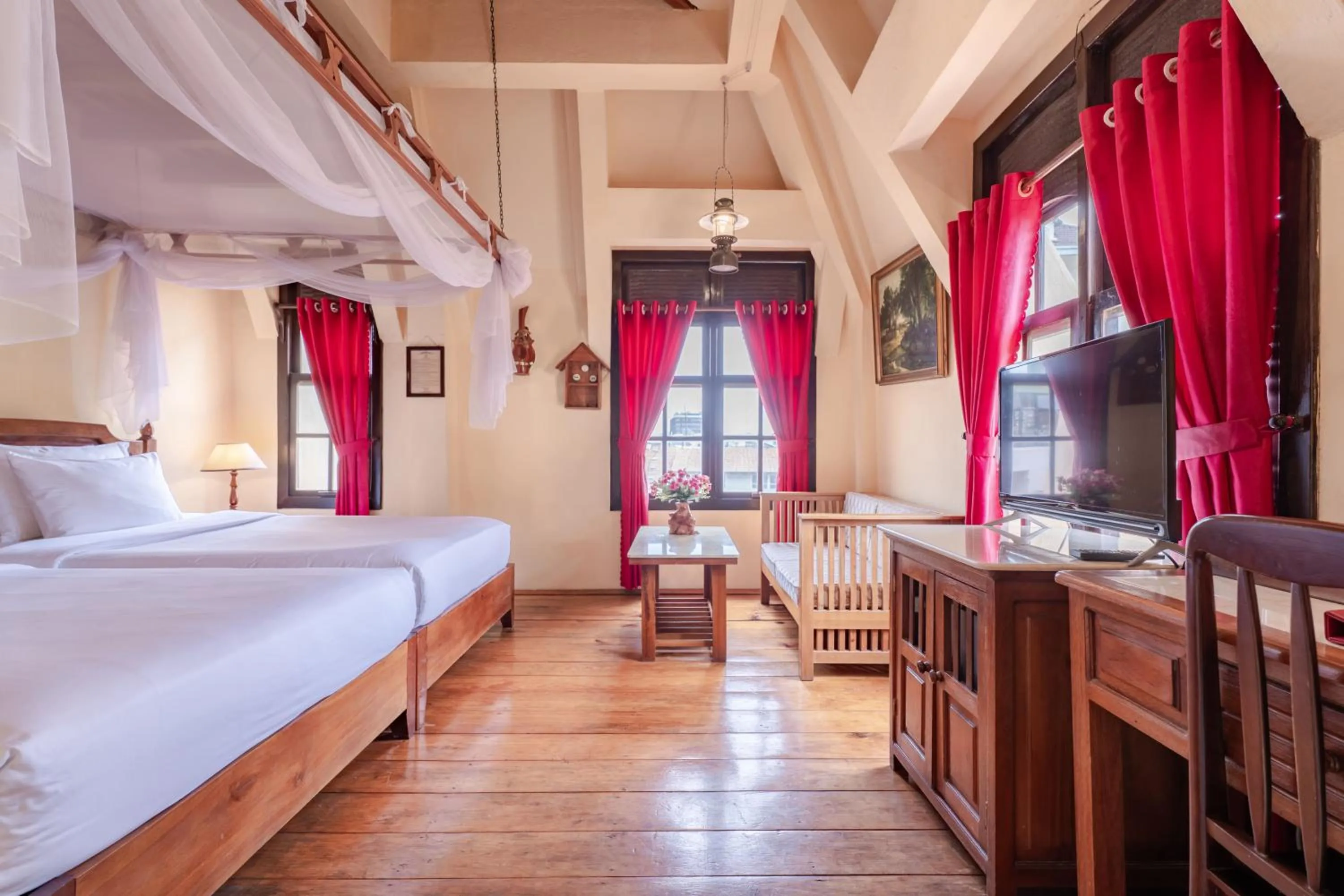 Bed in Saphir Dalat Hotel