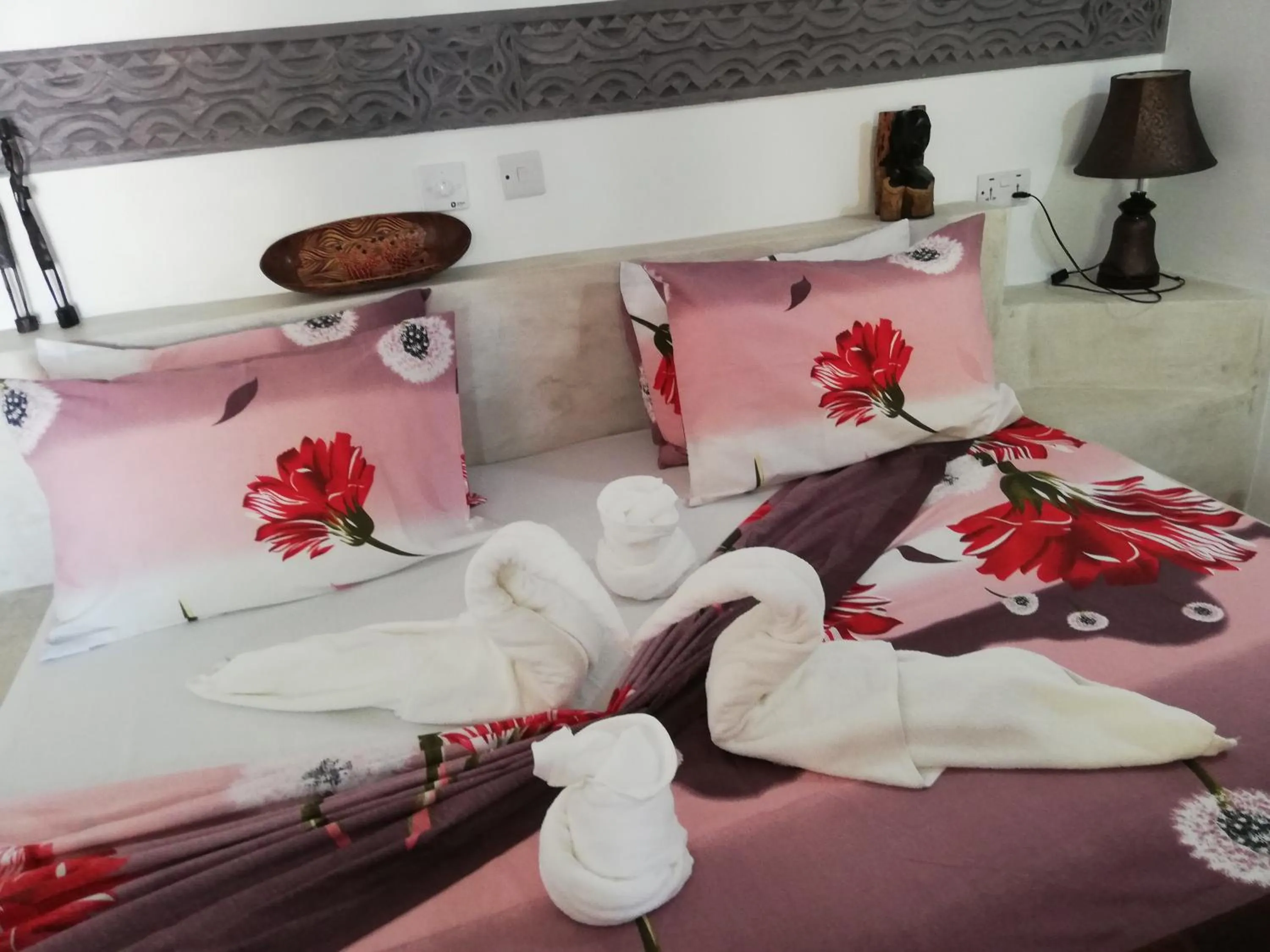 Bedroom, Bed in Peter Pan Beach Lodge