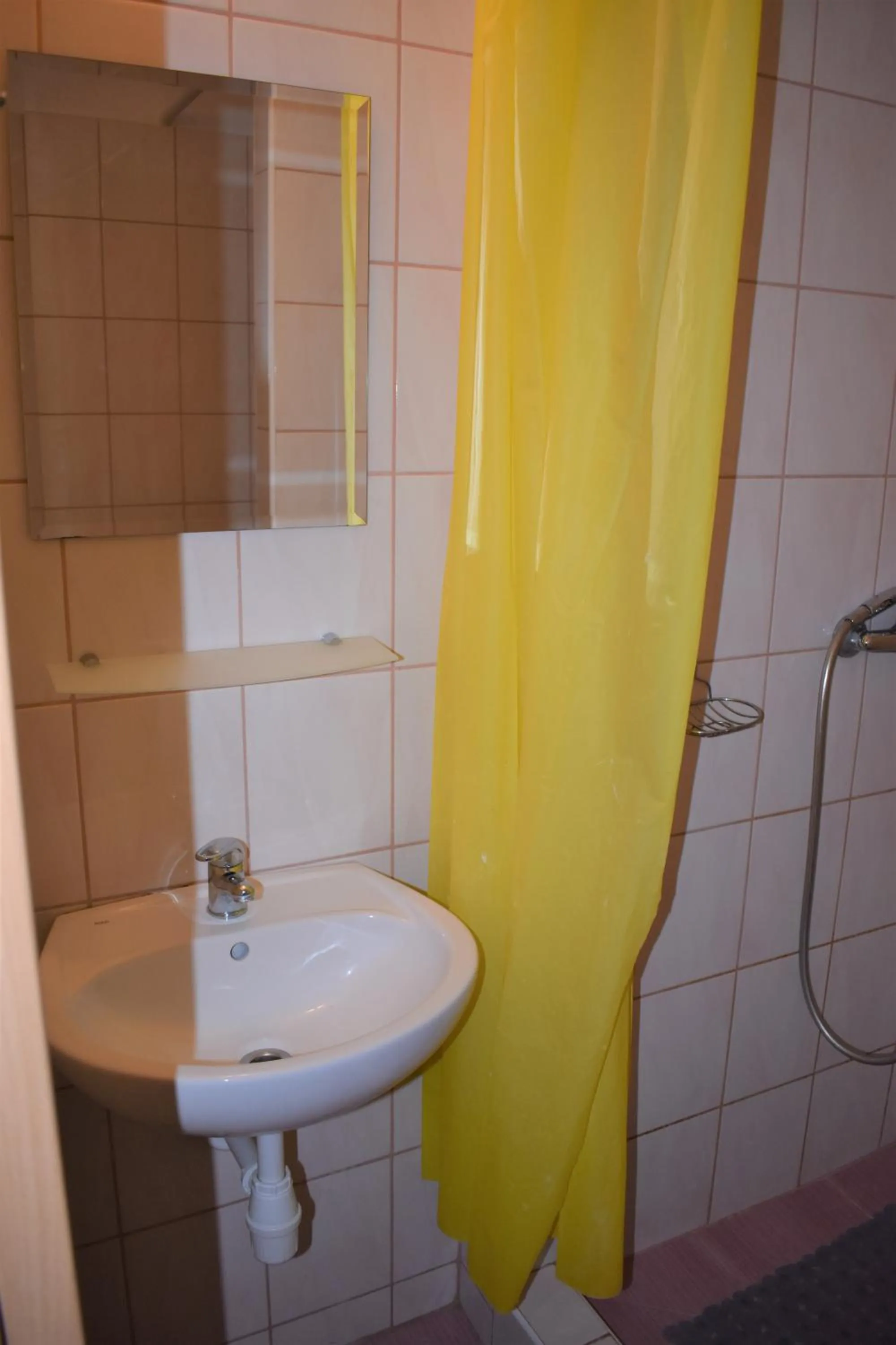 Bathroom in Ośrodek Wypoczynkowy Ania Dźwirzyno