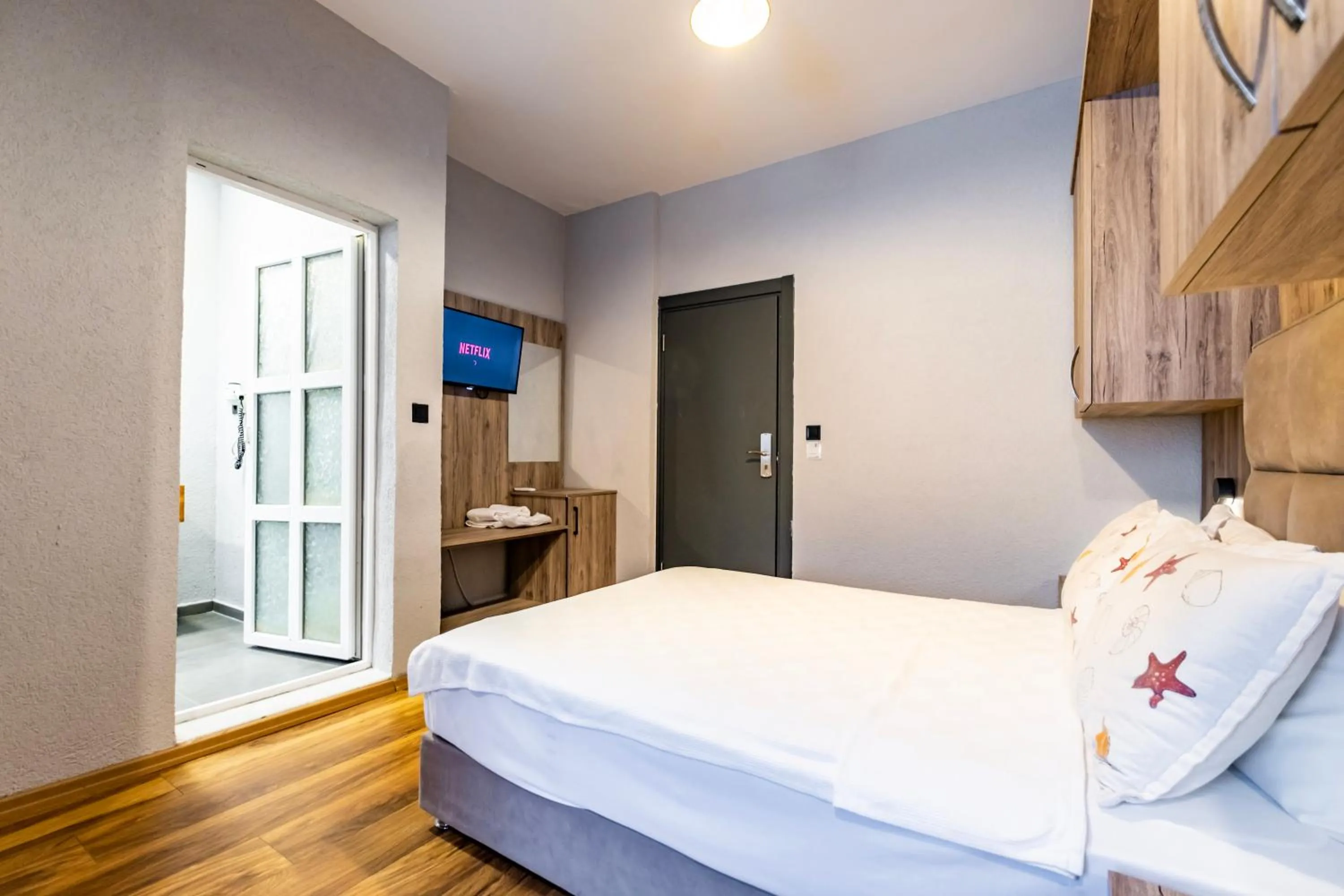 Bedroom, Bed in Hotel Centro Bodrum