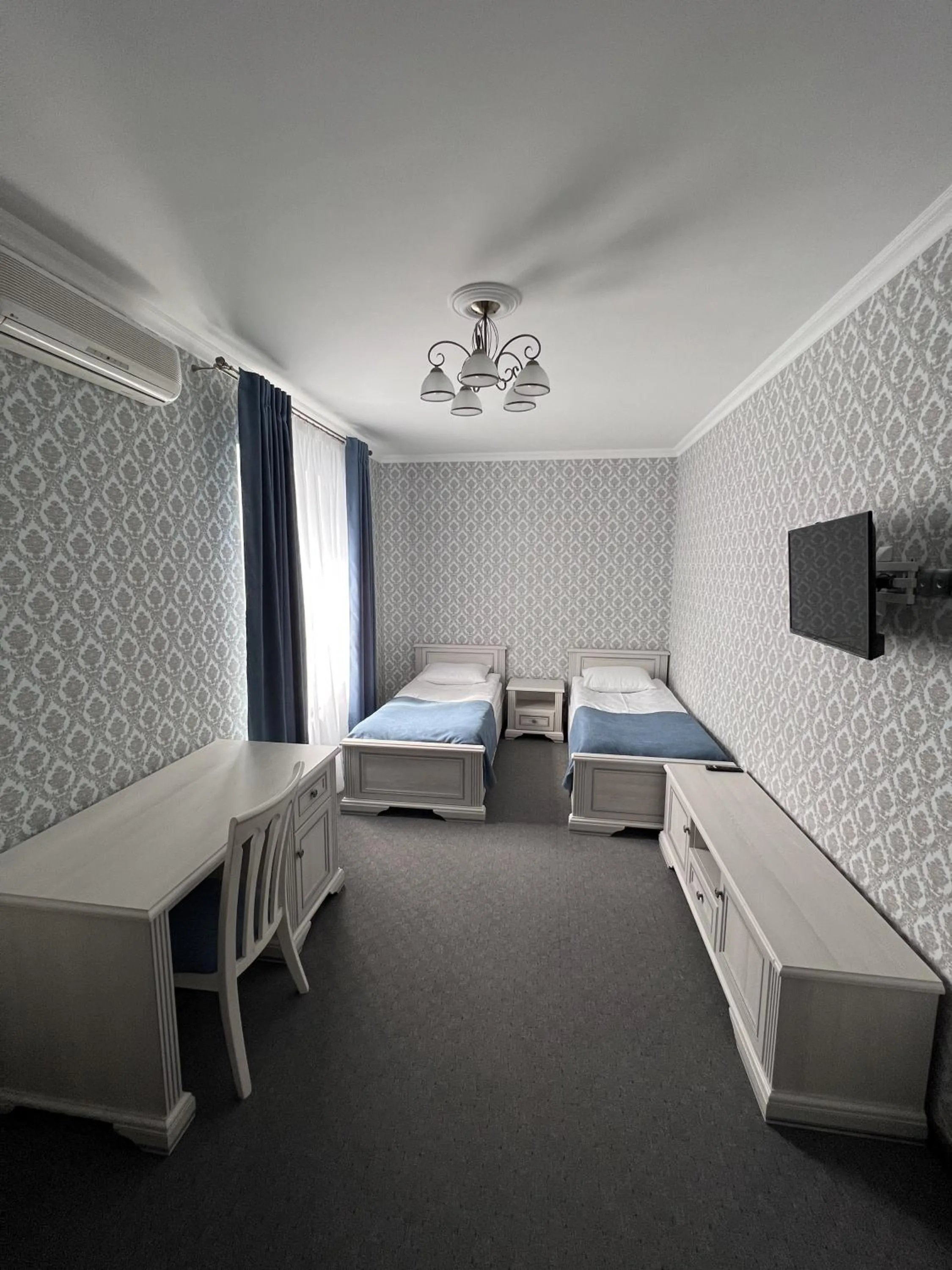 Photo of the whole room, Bed in Zolotoy Fazan