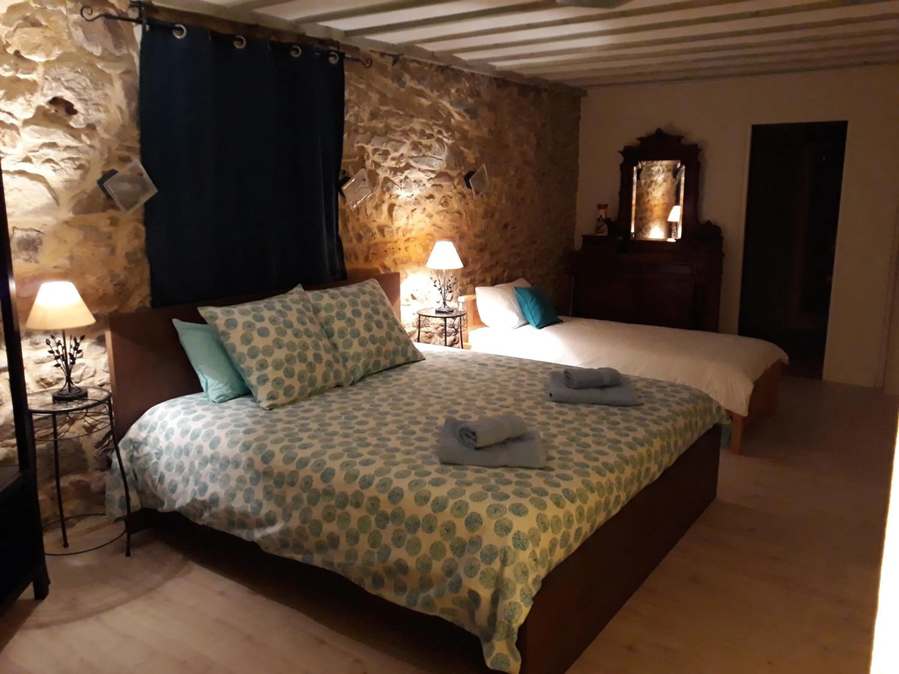 Photo of the whole room, Bed in Chambres d'hôtes Les Gragniotes