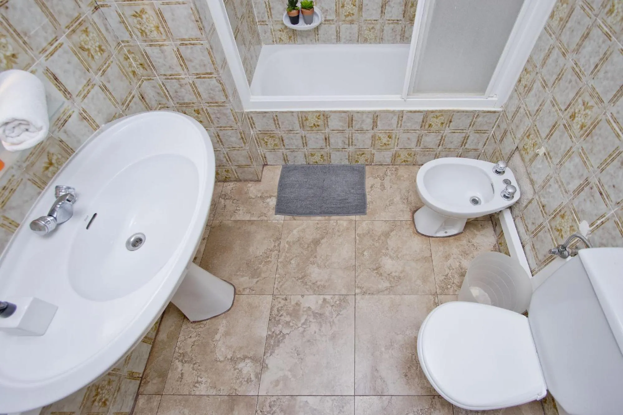 Barcelona City Seven Hostal