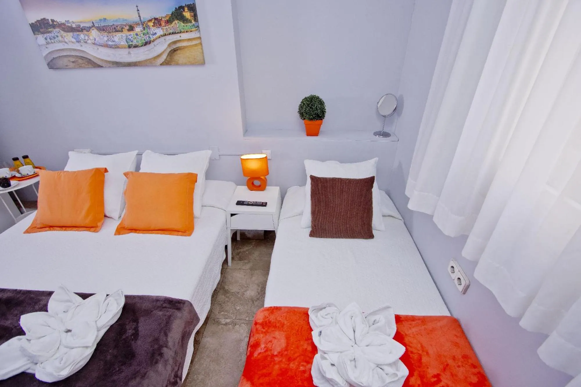 Bed in Barcelona City Seven Hostal