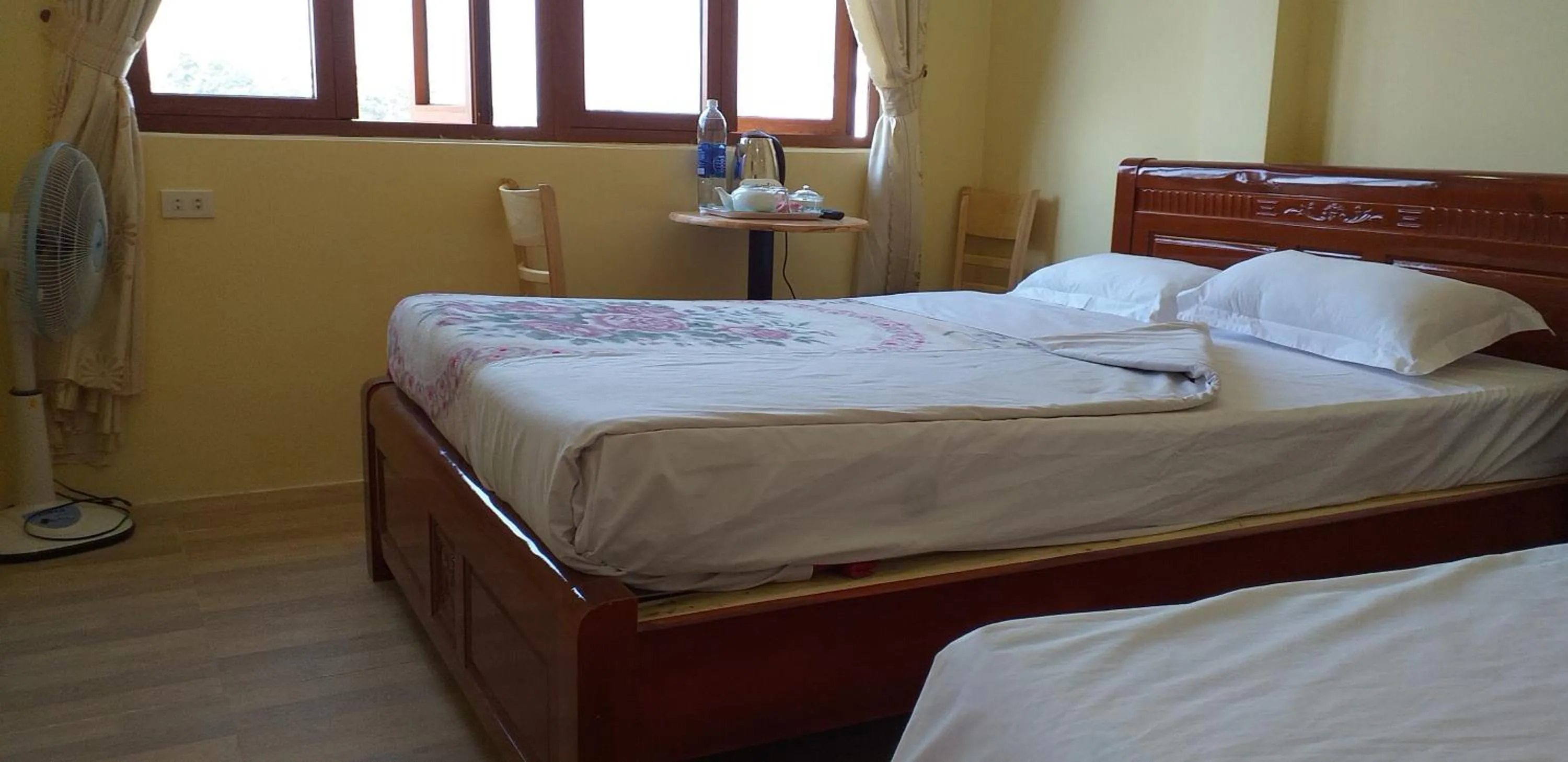 Bedroom, Bed in Nón Lá Guest House