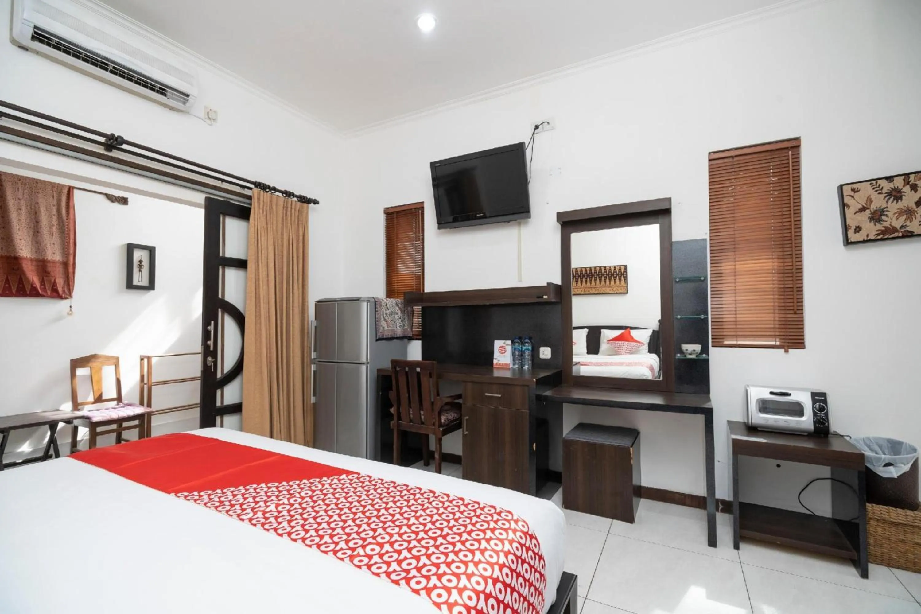 Bedroom, Bed in Hotel O Panen House