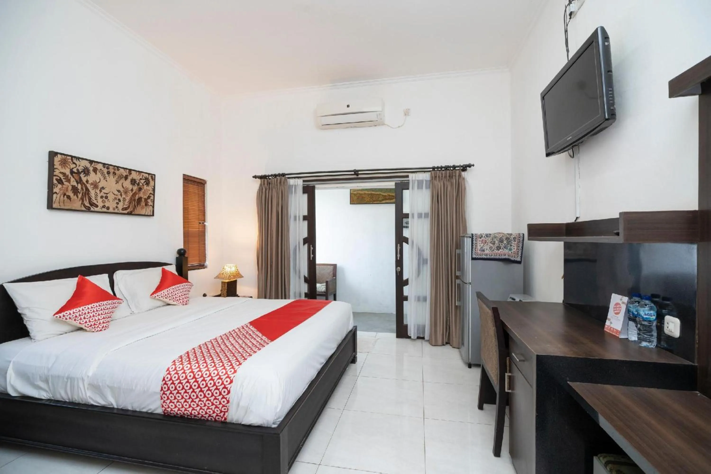 View (from property/room), Bed in Hotel O Panen House