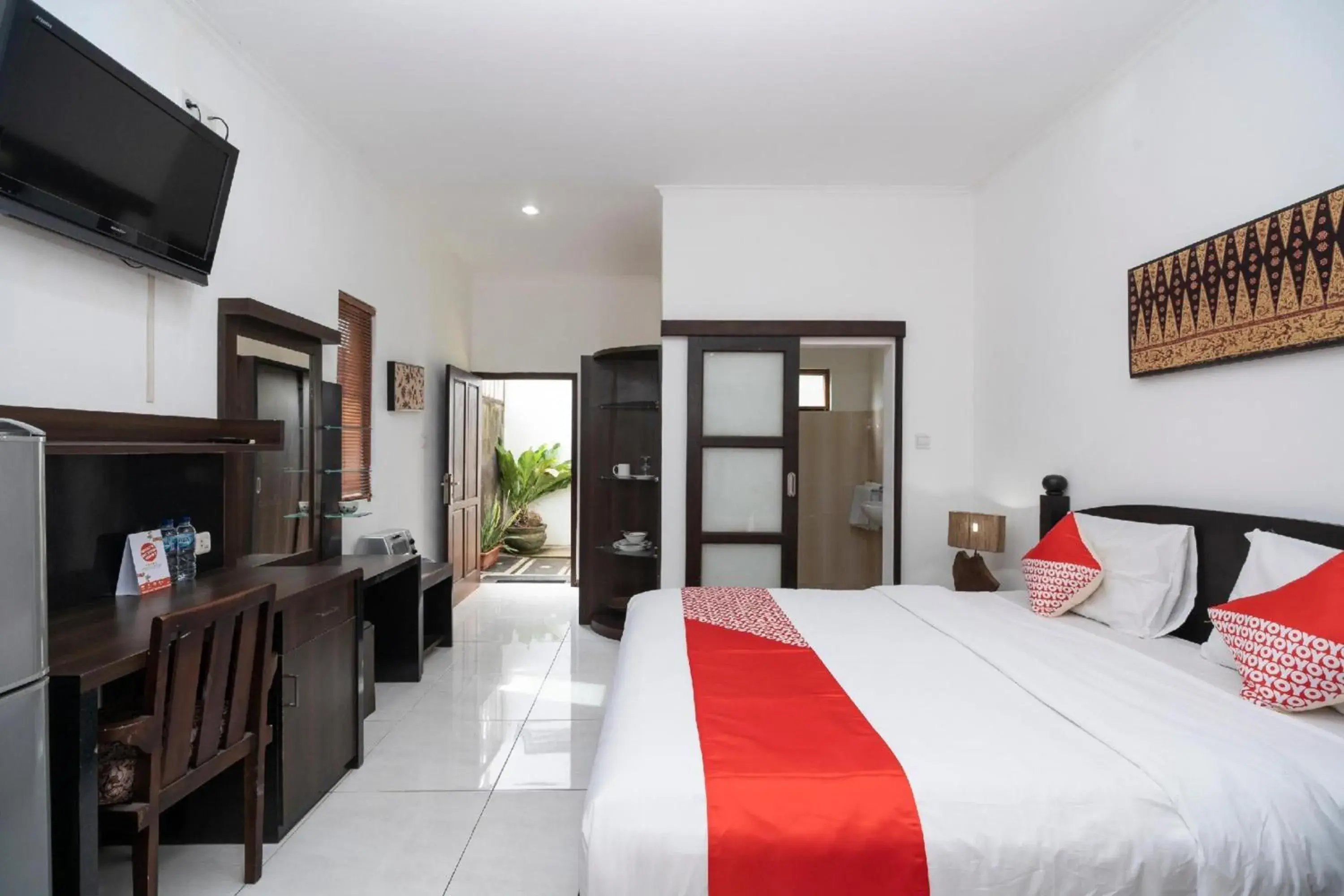 View (from property/room), Bed in Hotel O Panen House View (from property/room), Bed in Hotel O Panen House