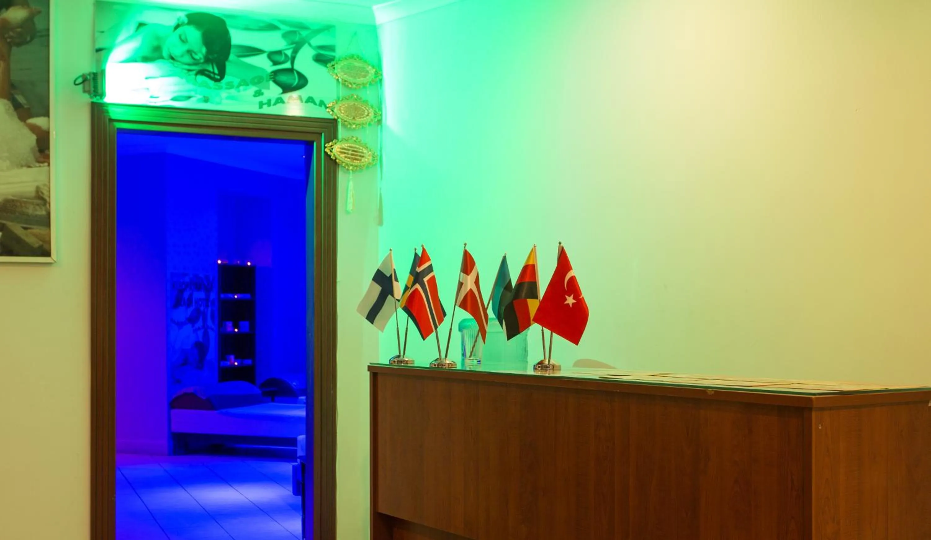 Public Bath in Kleopatra Ada Beach Hotel