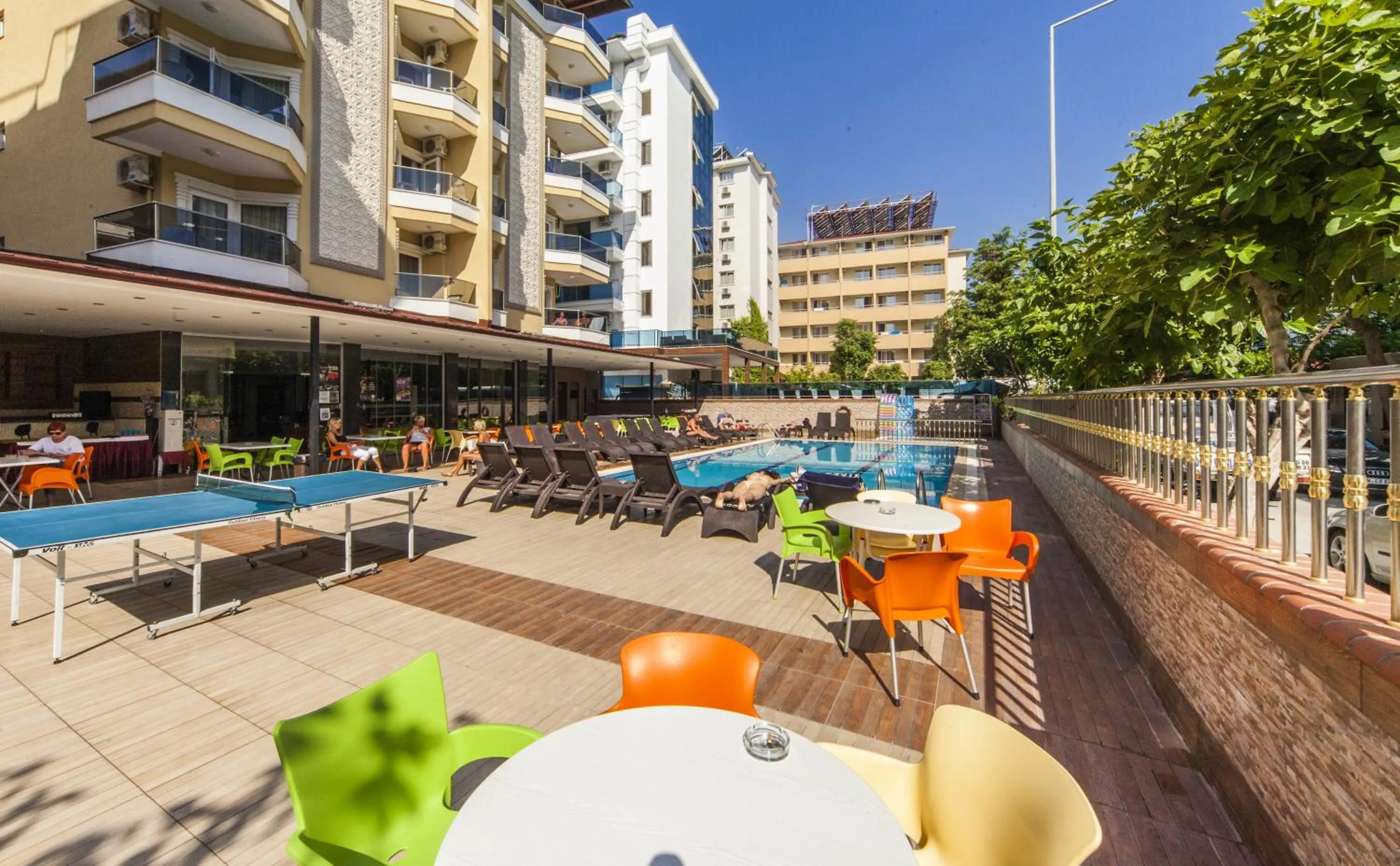 Swimming pool in Kleopatra Ada Beach Hotel
