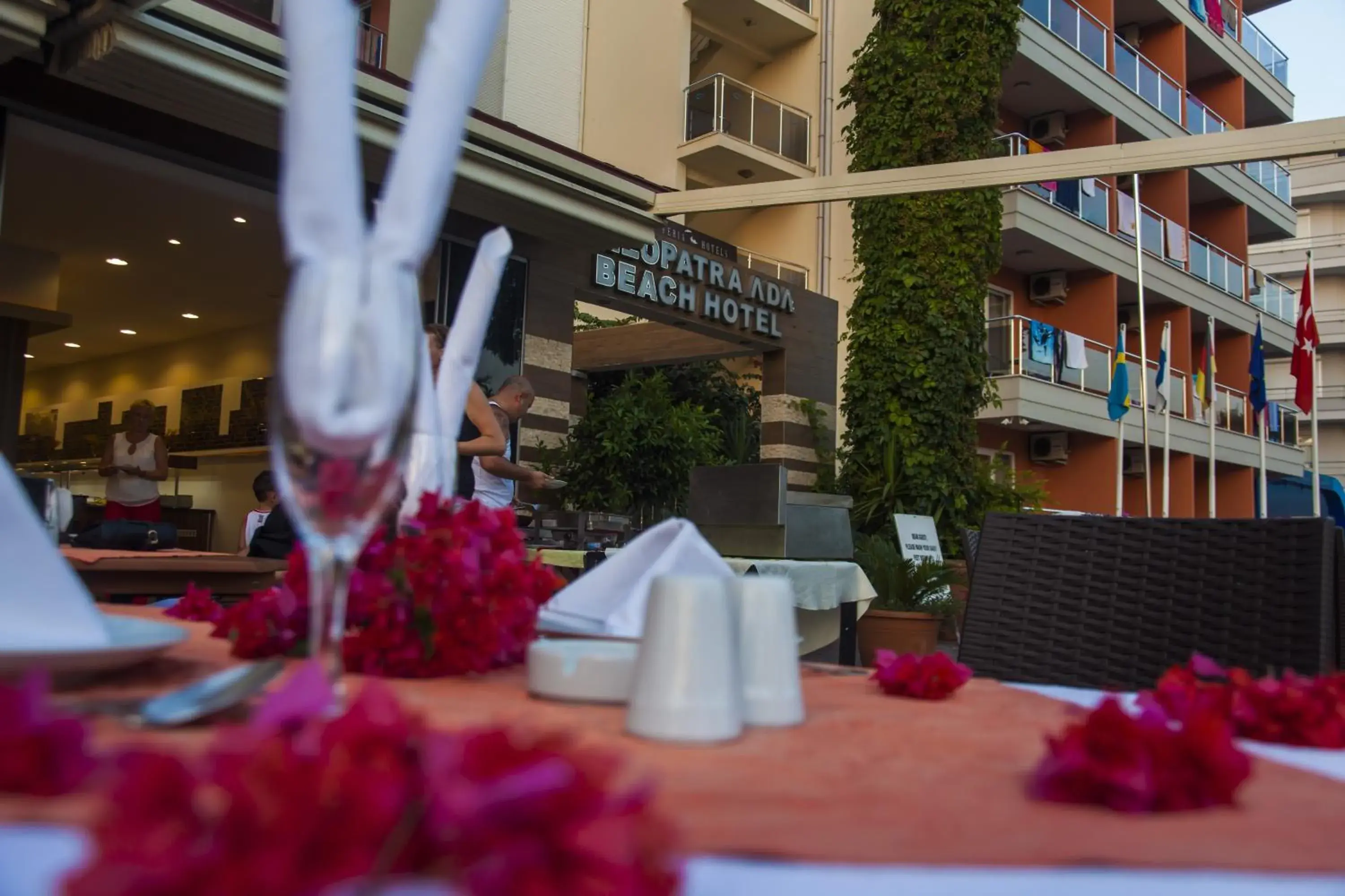 Restaurant/places to eat in Kleopatra Ada Beach Hotel Restaurant/places to eat in Kleopatra Ada Beach Hotel