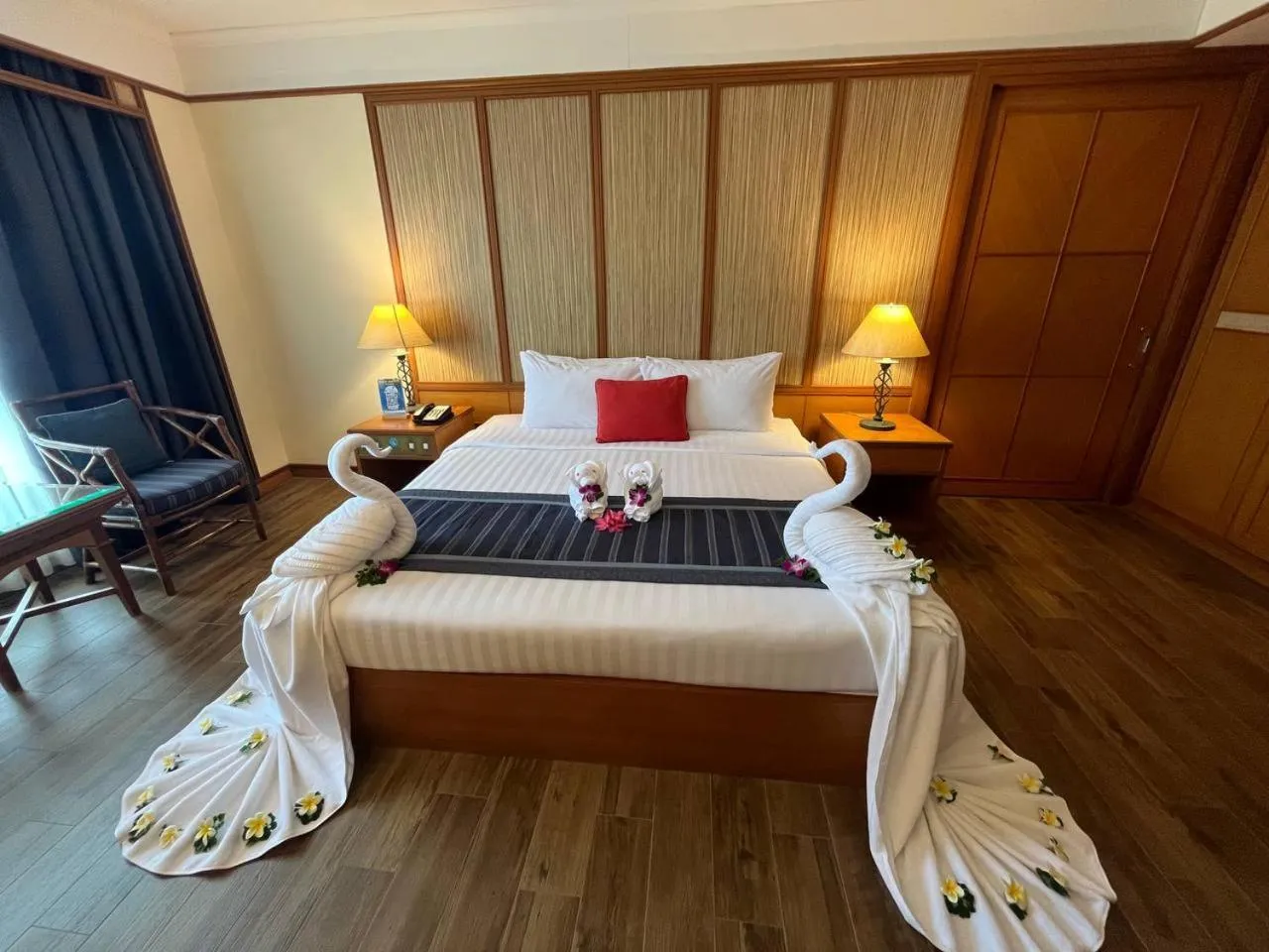 Bed in Cholchan Pattaya Beach Resort - SHA Extra Plus