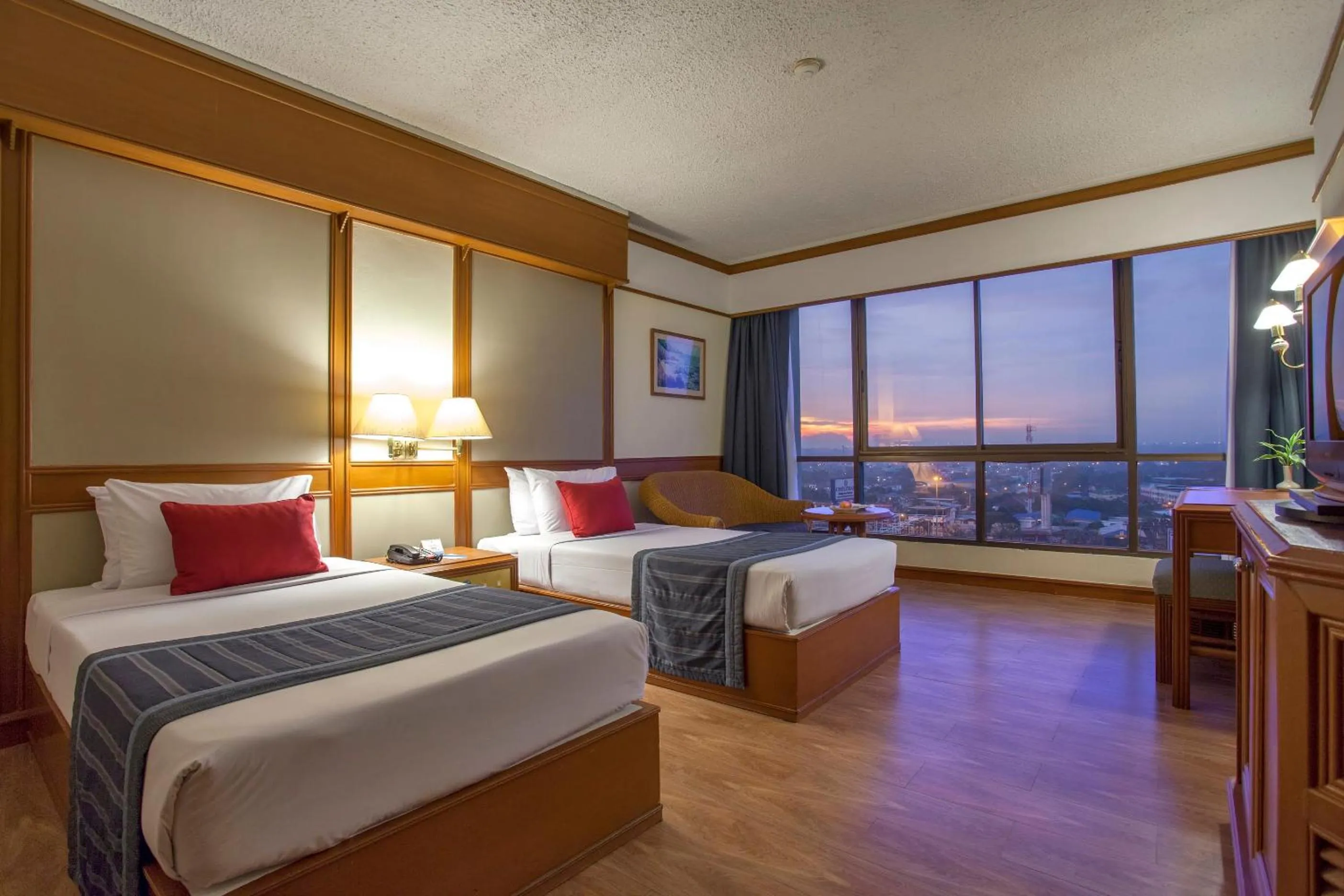 Natural landscape, Bed in Cholchan Pattaya Beach Resort - SHA Extra Plus