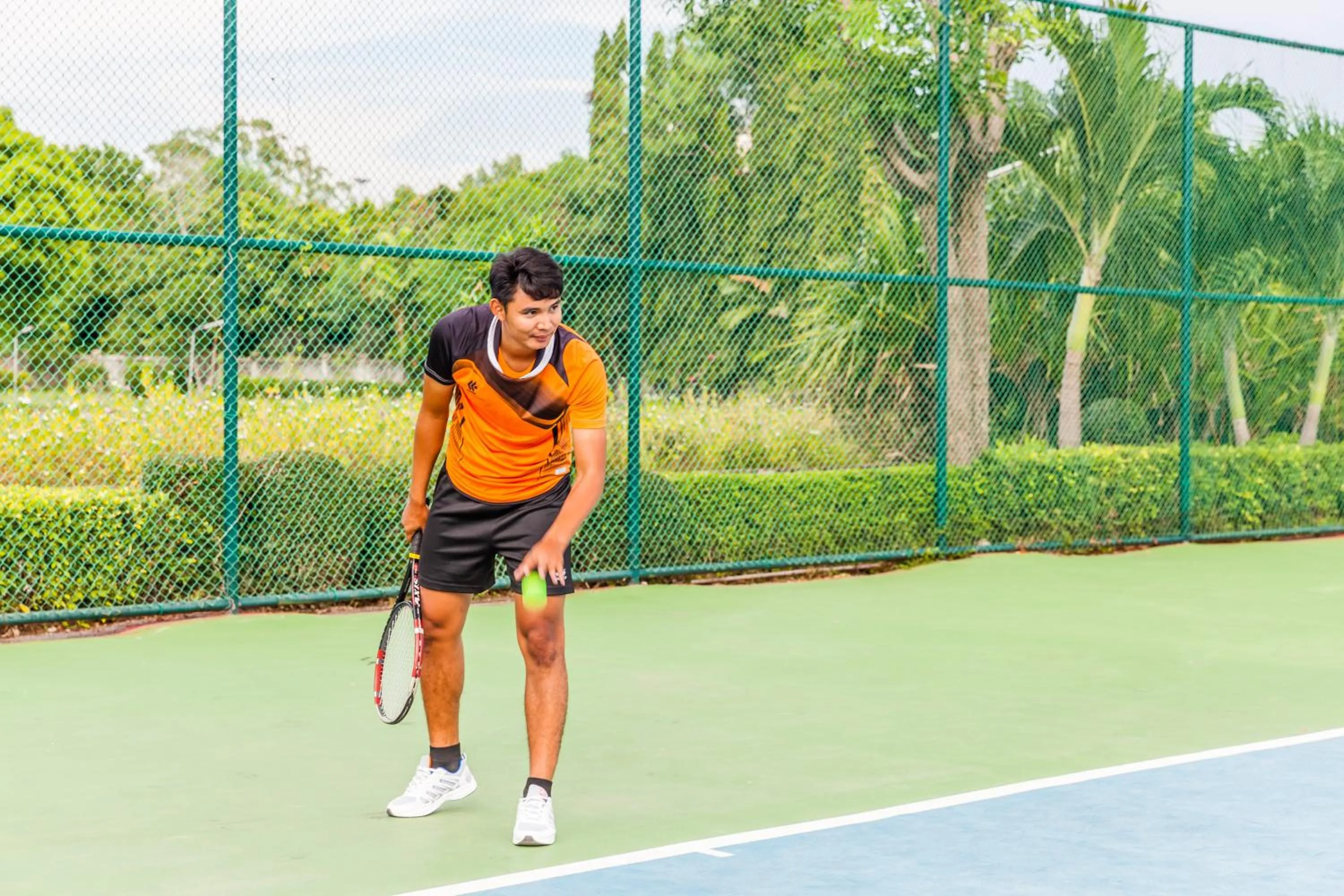 Tennis court in Cholchan Pattaya Beach Resort - SHA Extra Plus