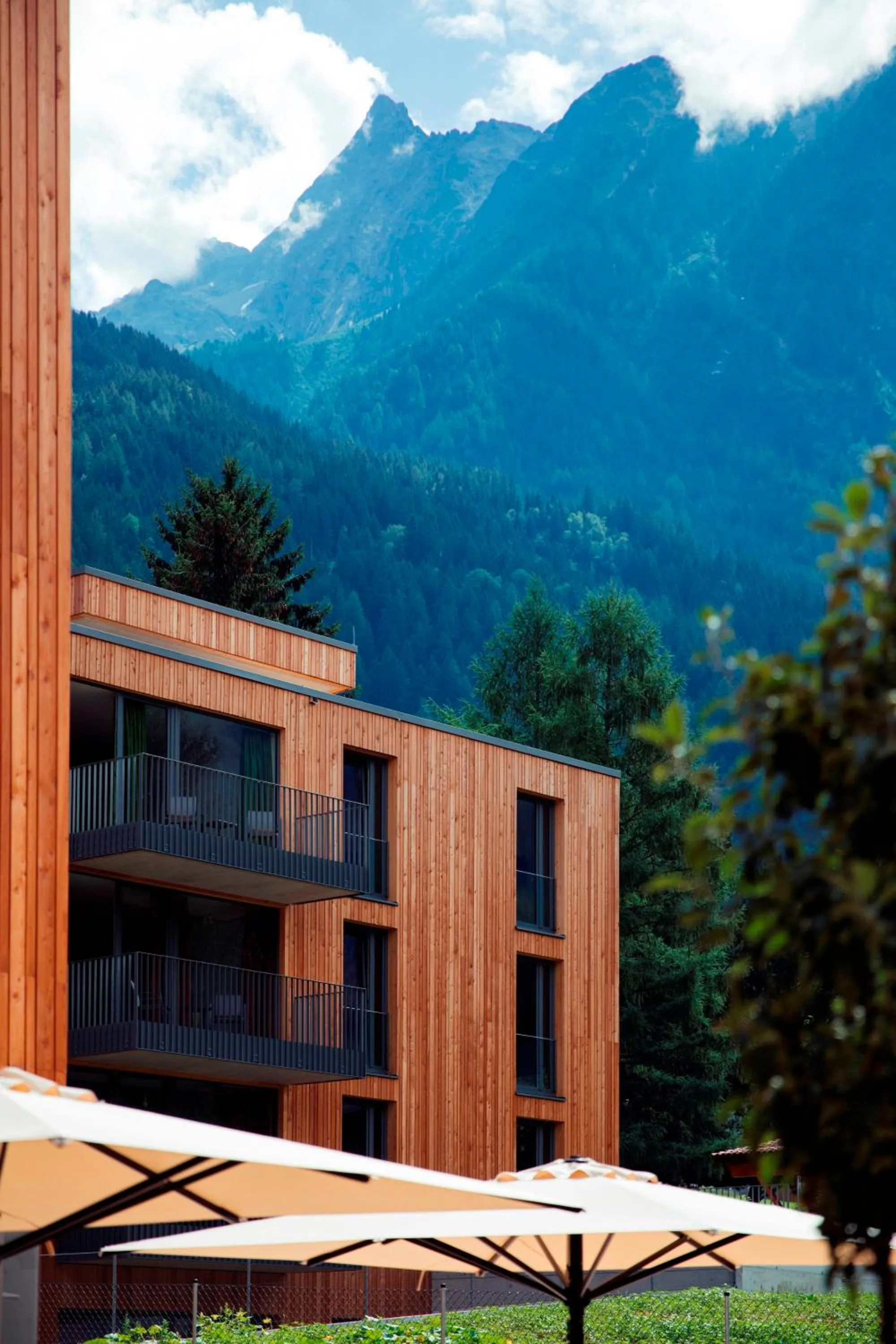 Property building in All-Suite Resort Ötztal